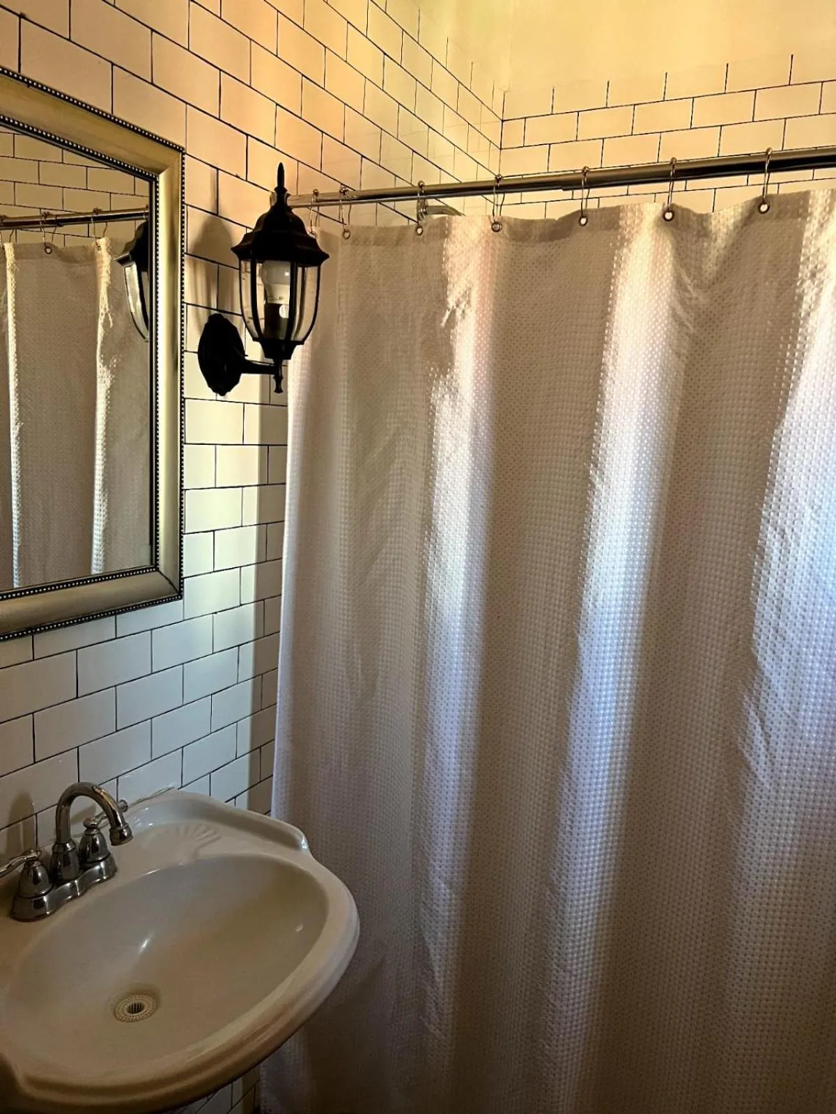 Shower in Hotel Villas Ajijic, Ajijic Chapala Jalisco