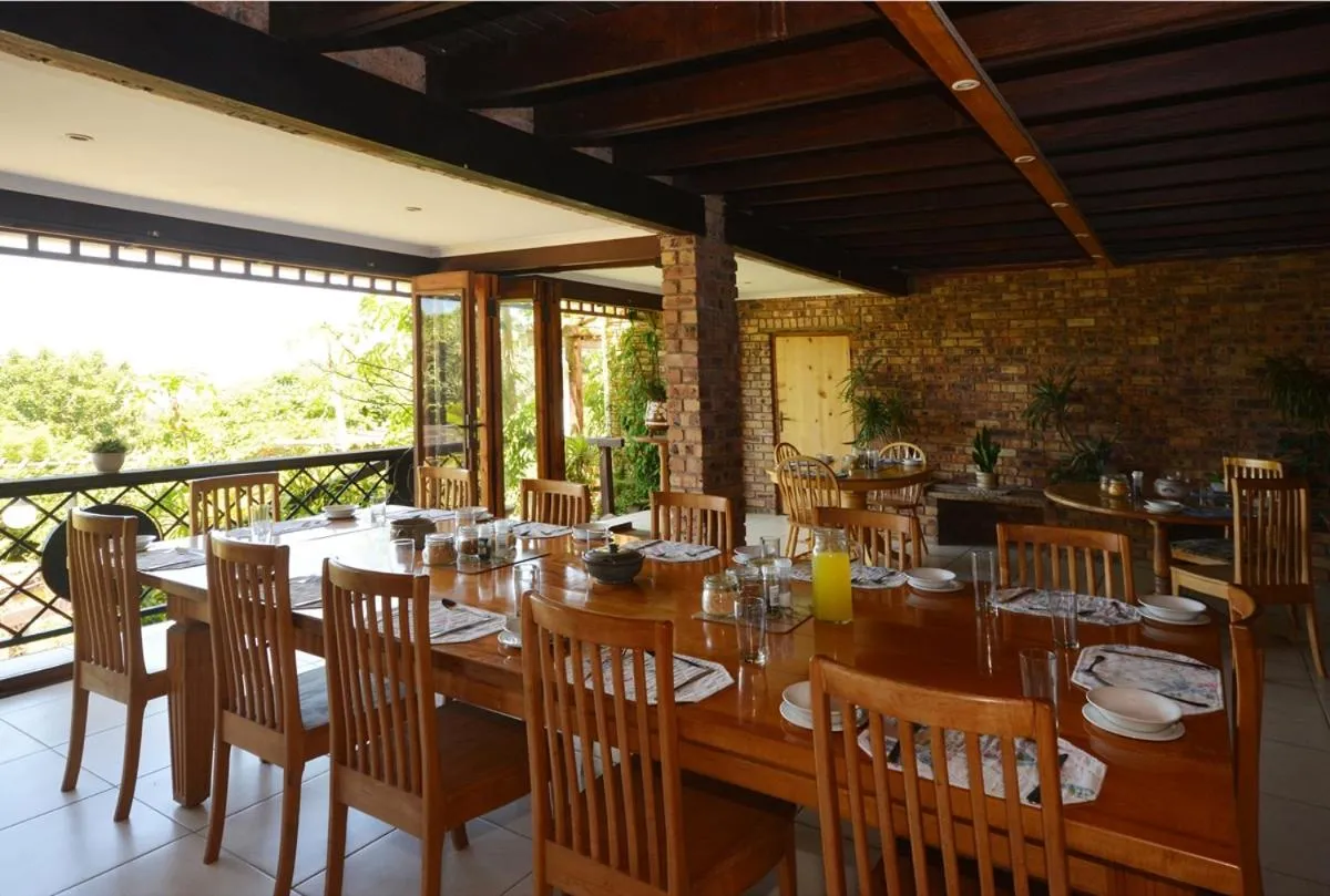 Dining area in IRONWOOD LODGE