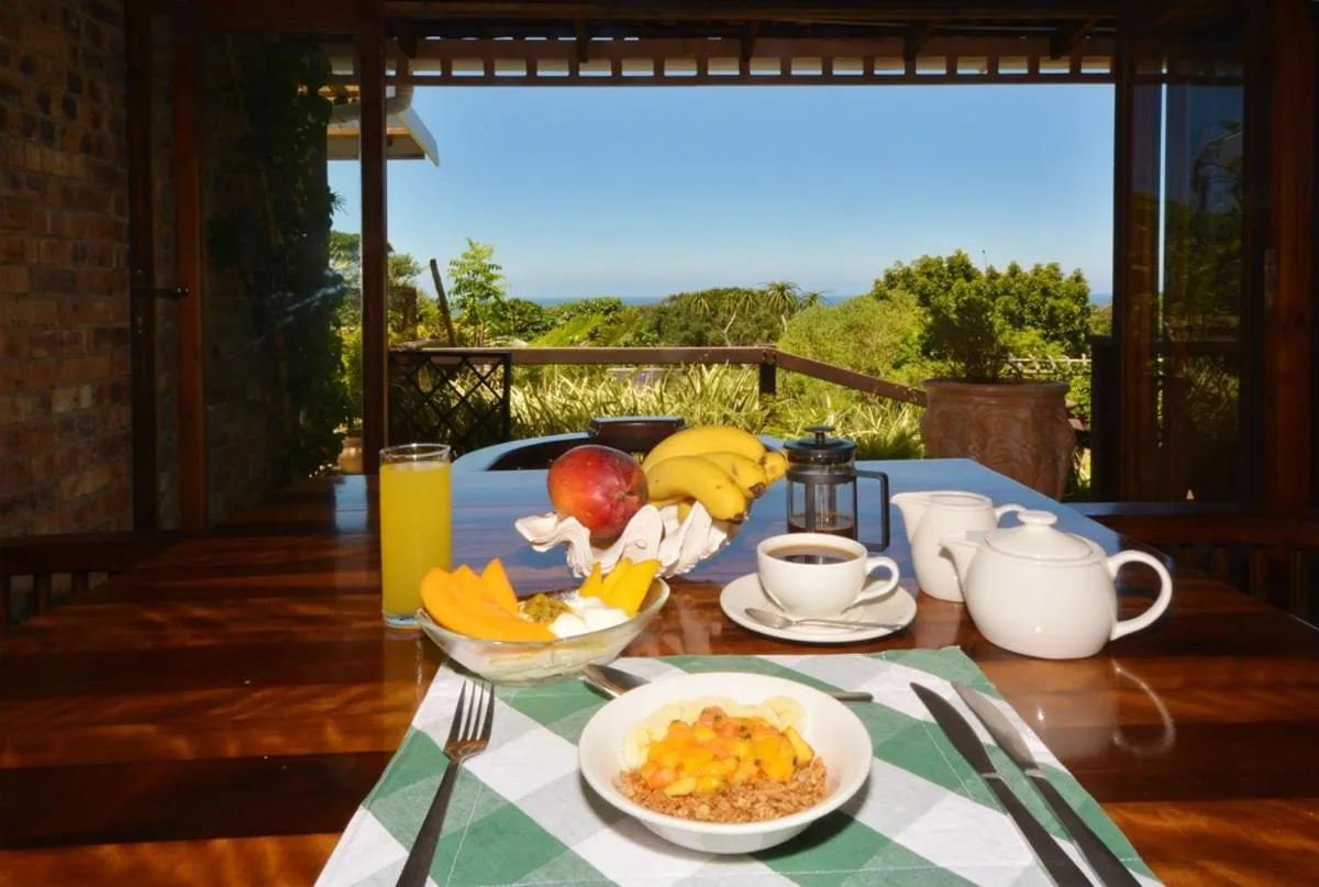 Breakfast in IRONWOOD LODGE