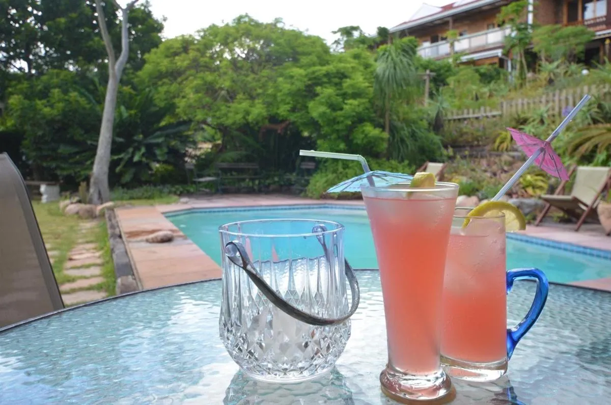 Swimming pool in IRONWOOD LODGE