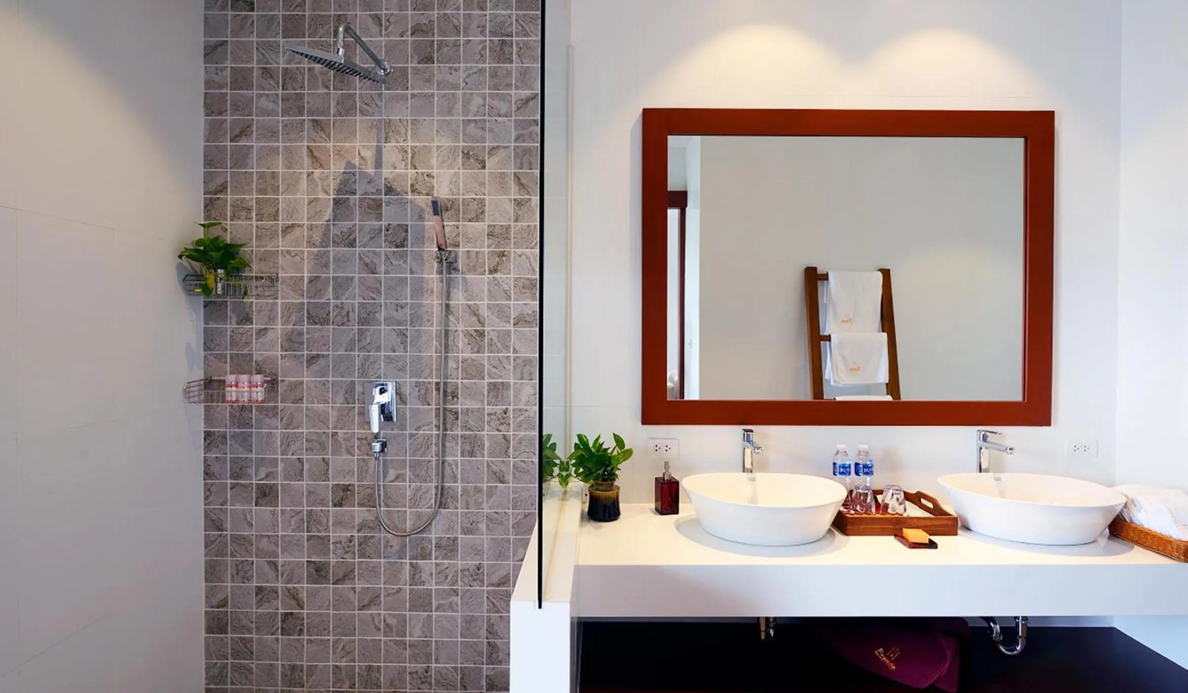 Shower in Eranda Pool Spa Villa, Chaweng Koh Samui