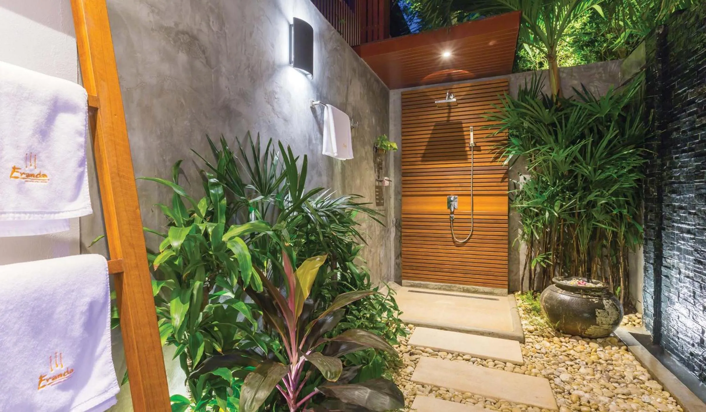 Shower in Eranda Pool Spa Villa, Chaweng Koh Samui