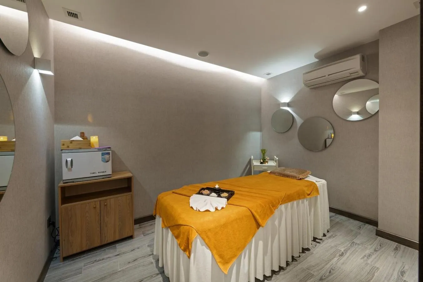 Massage, Bed in Sunset Beach Resort and Spa