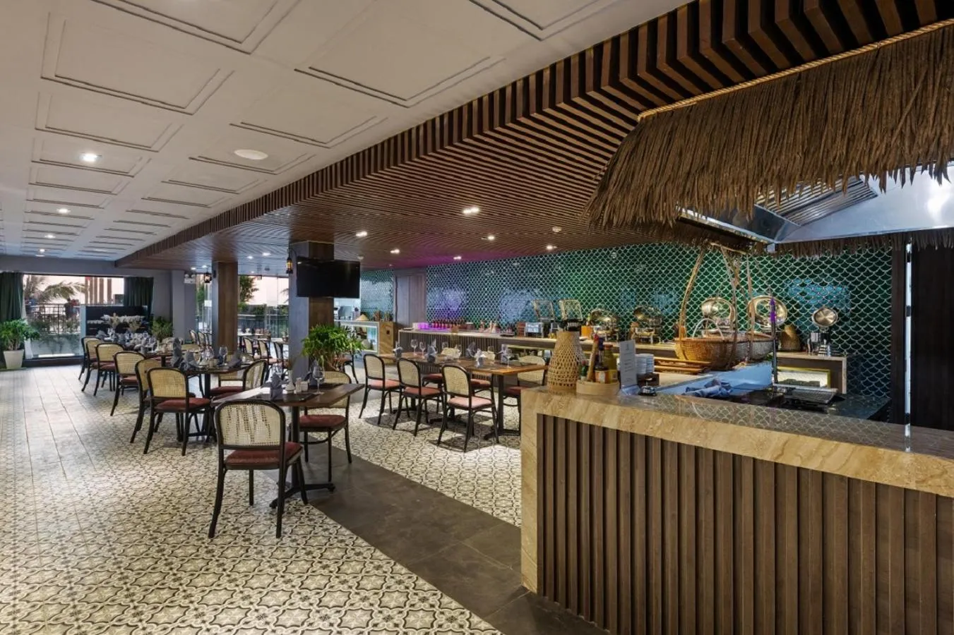 Restaurant/places to eat in Sunset Beach Resort and Spa