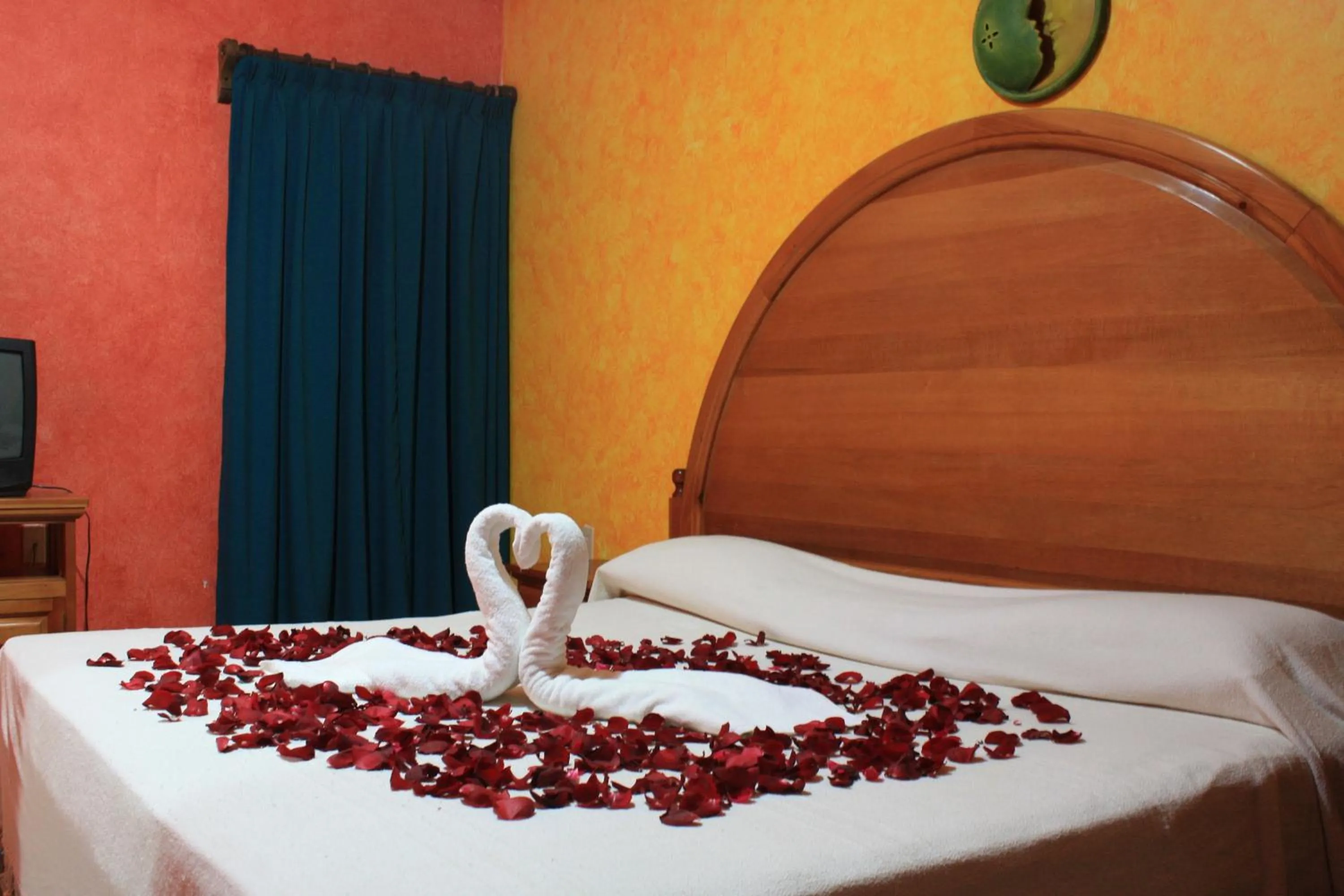 Decorative detail, Bed in Hotel Oaxtepec