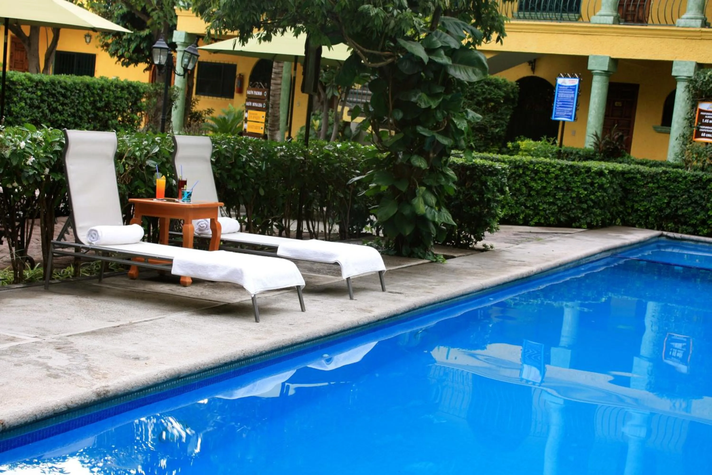 Swimming pool in Hotel Oaxtepec