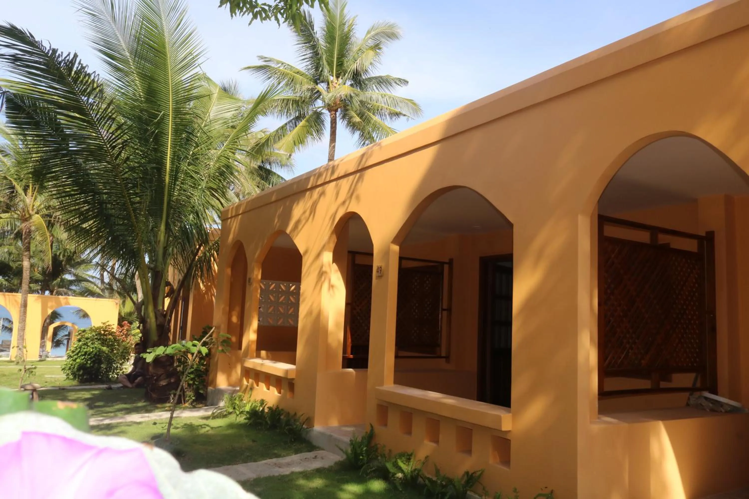 Property building in Vida Loca Sunset Beach Resort