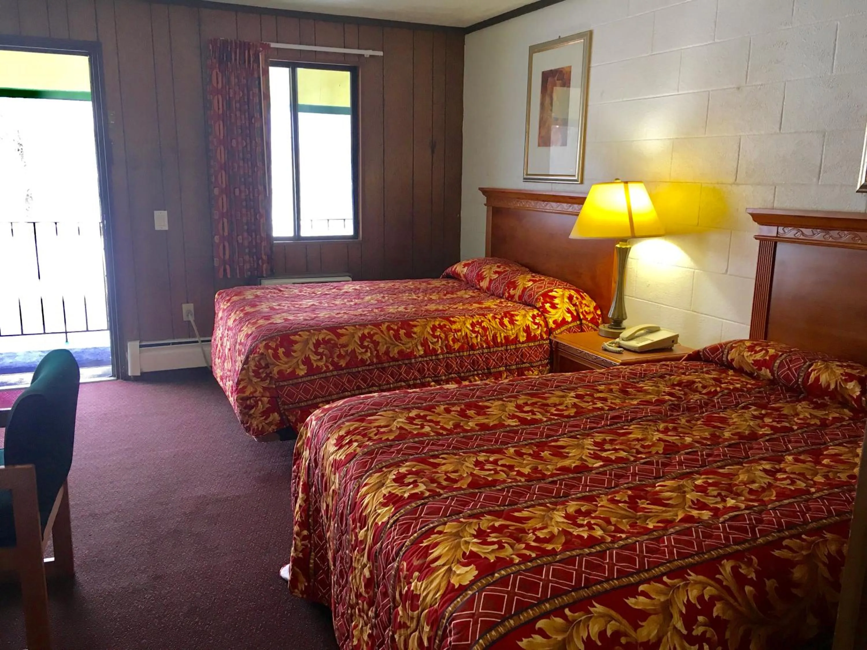 Granada Inn Motel - Kalkaska