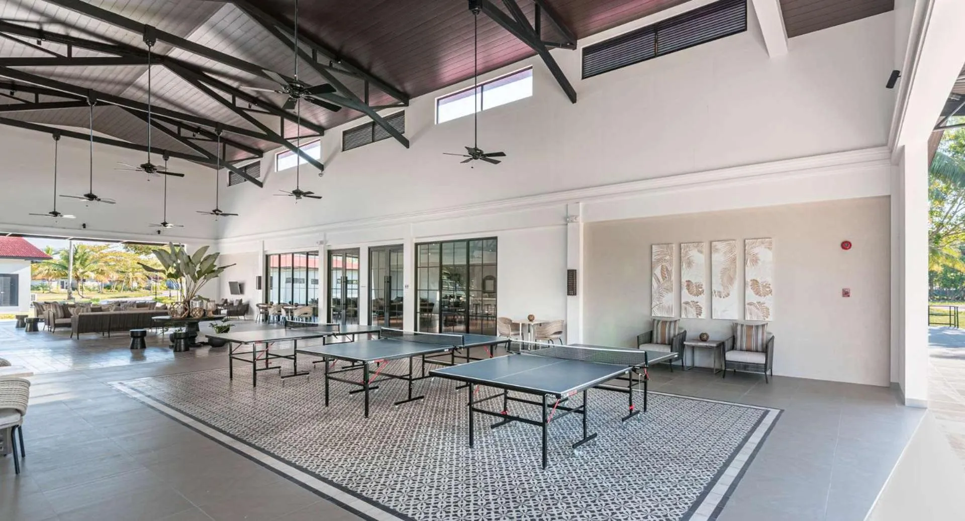 Restaurant/places to eat in Dusit Thani Lubi Plantation Resort