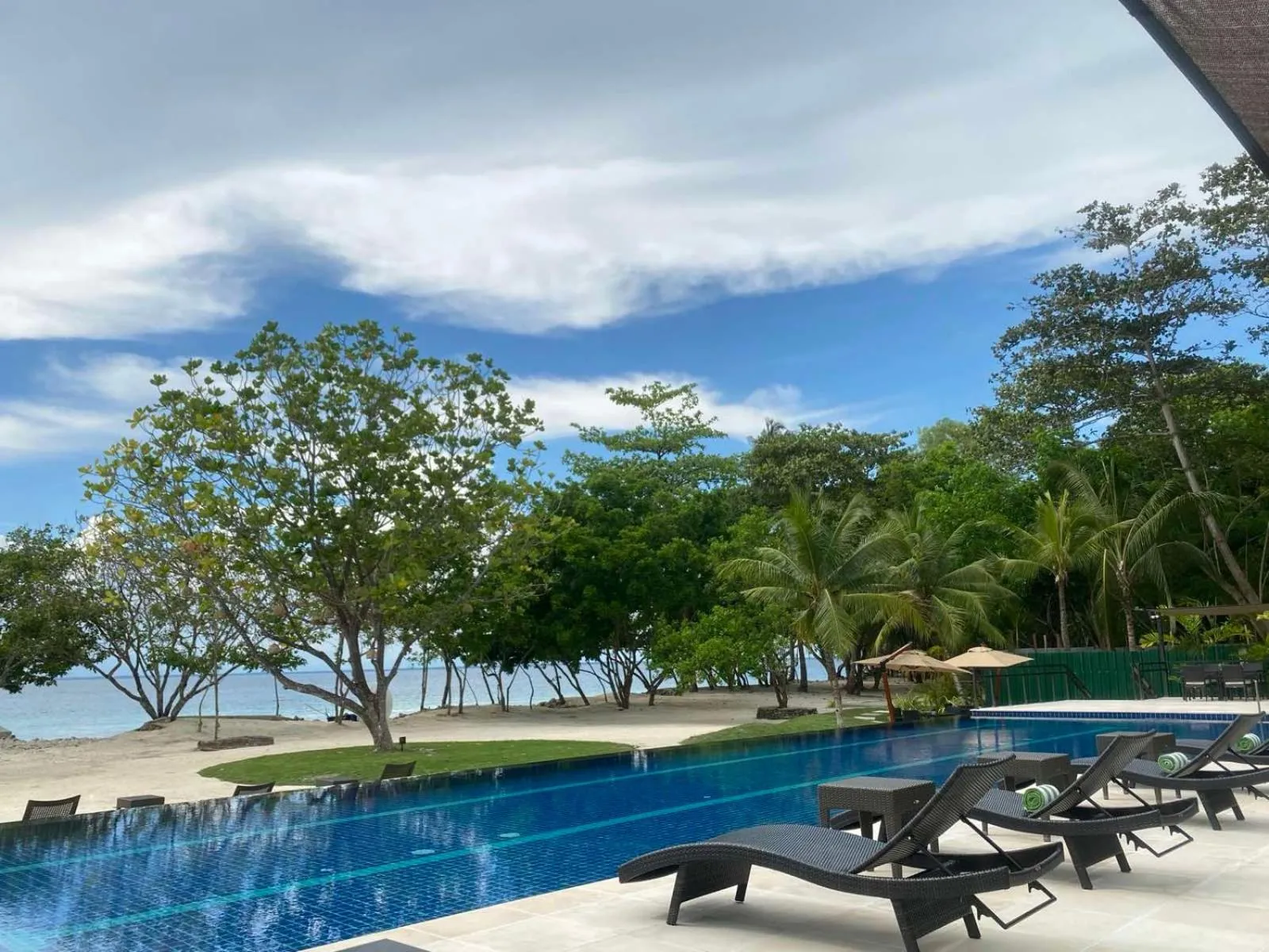 Pool view in Dusit Thani Lubi Plantation Resort