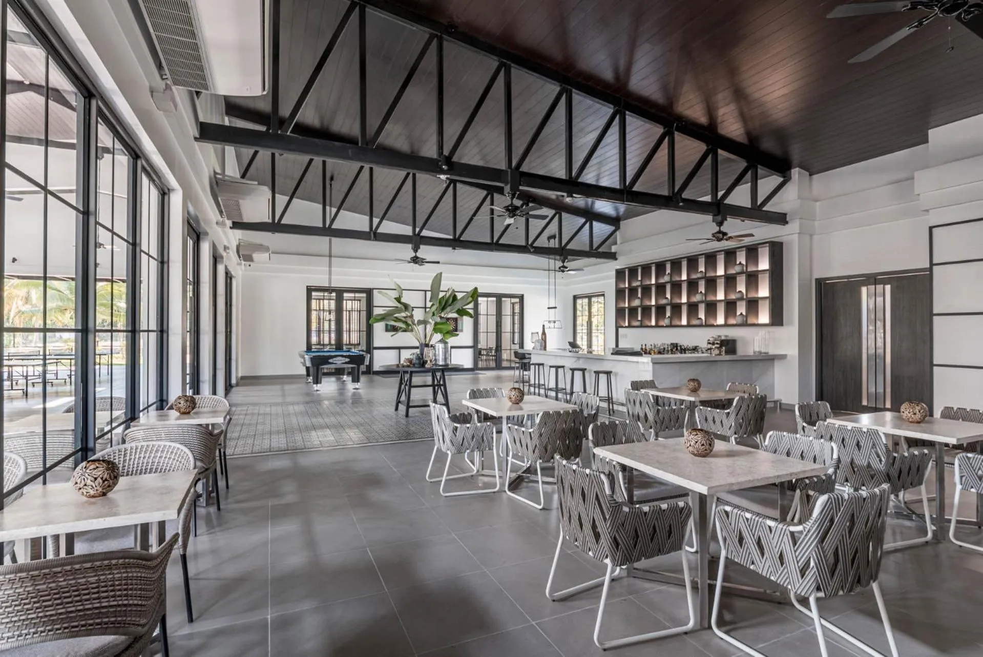 Restaurant/places to eat in Dusit Thani Lubi Plantation Resort