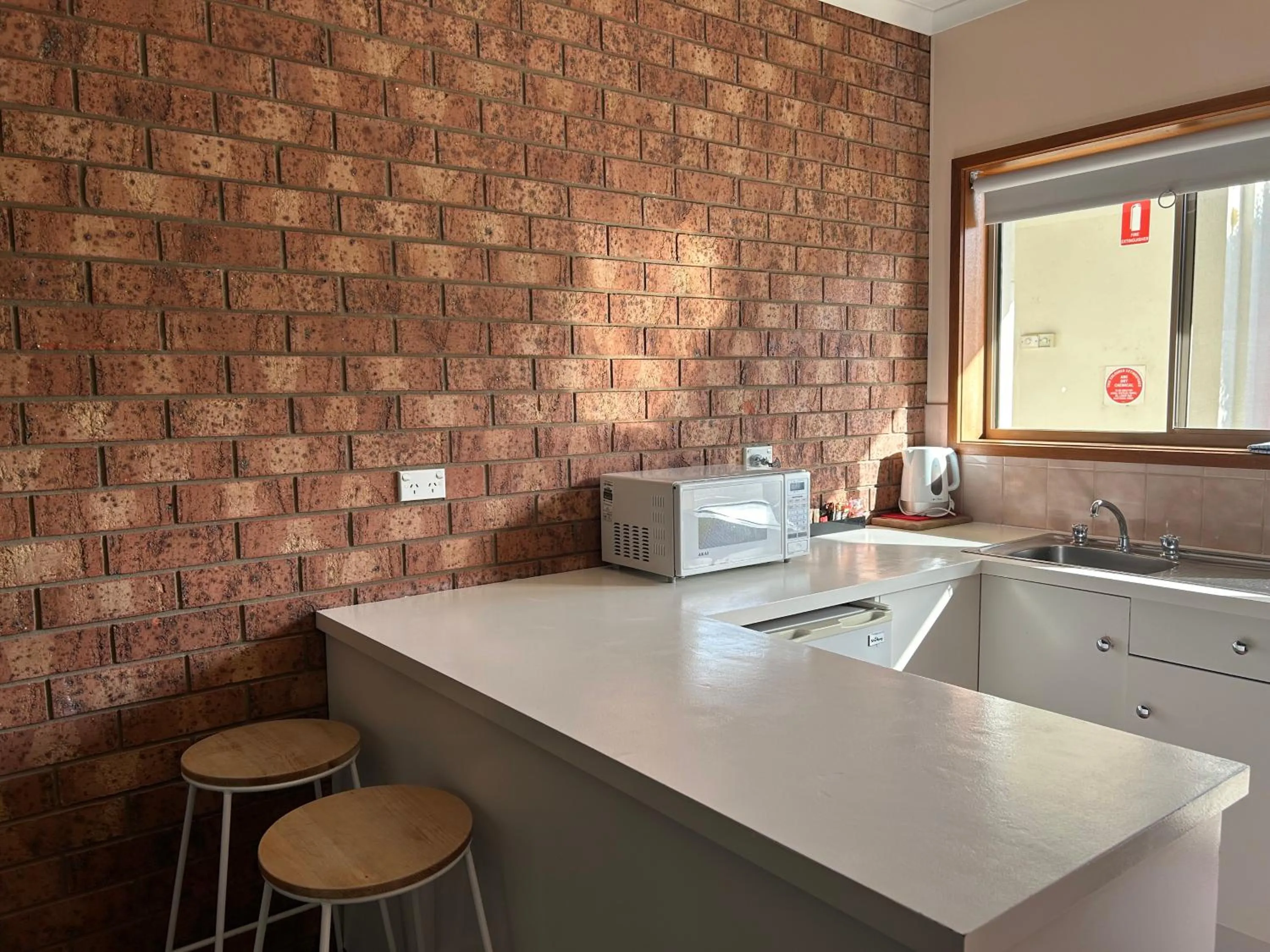 Kitchen or kitchenette in Portarlington Beach Motel