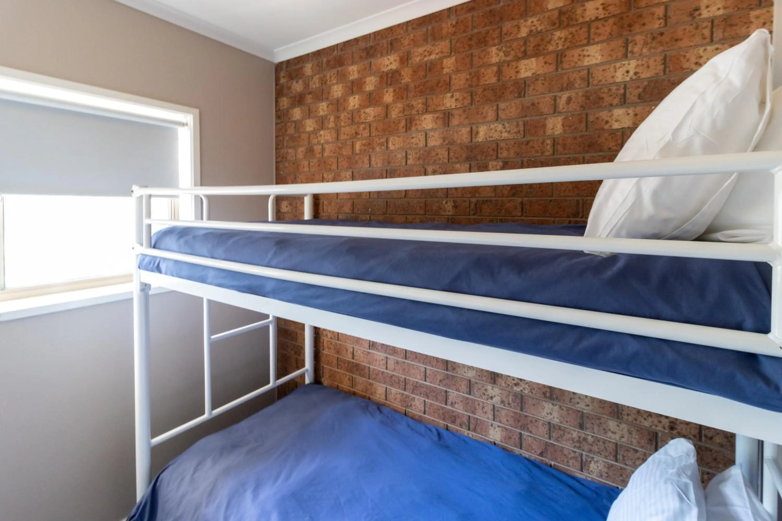 bunk bed, Bed in Portarlington Beach Motel