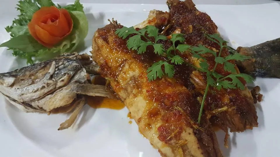 Restaurant/places to eat in The Curve Residence