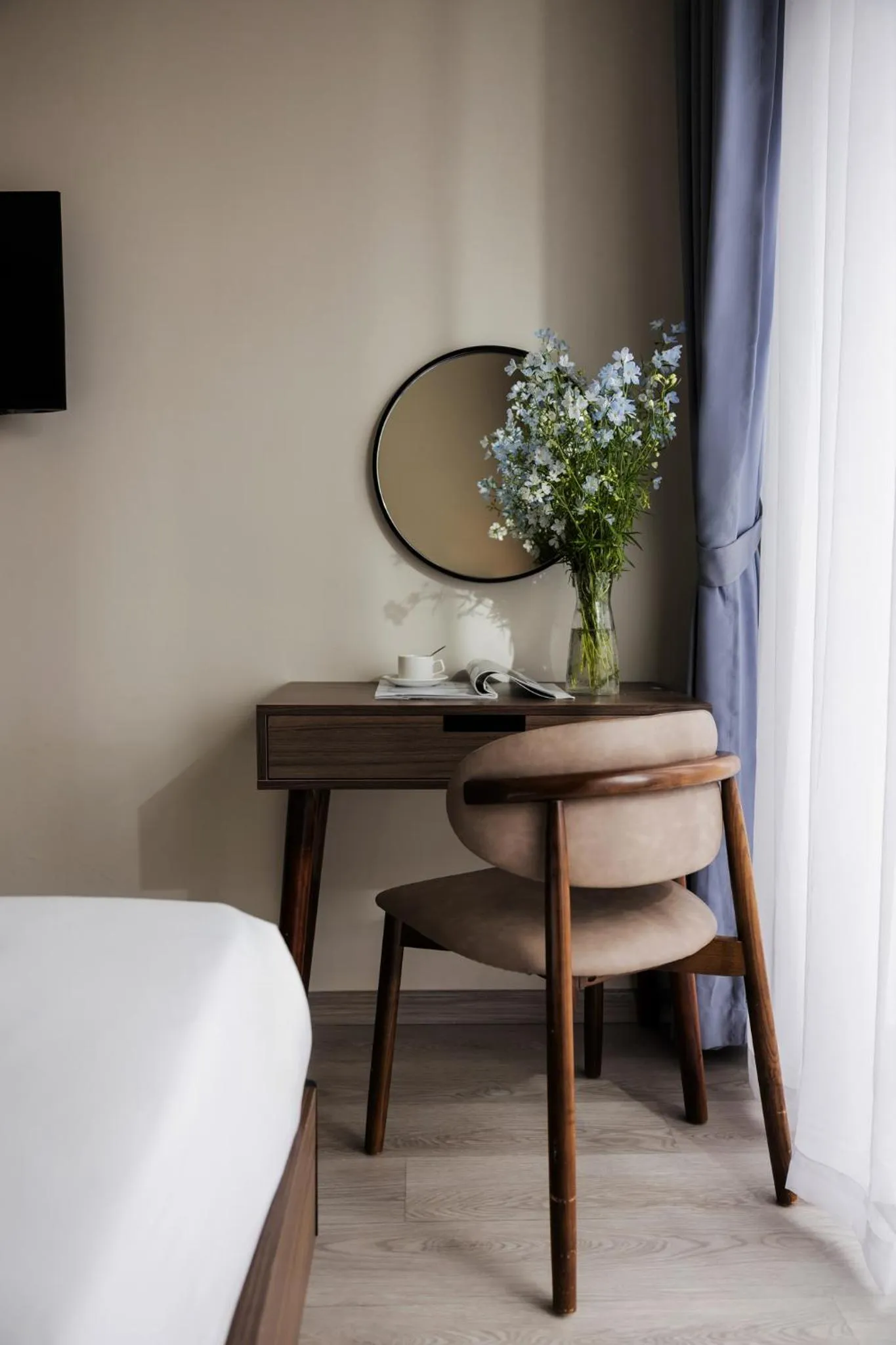 TV and multimedia, Bed in Canary Dalat Hotel