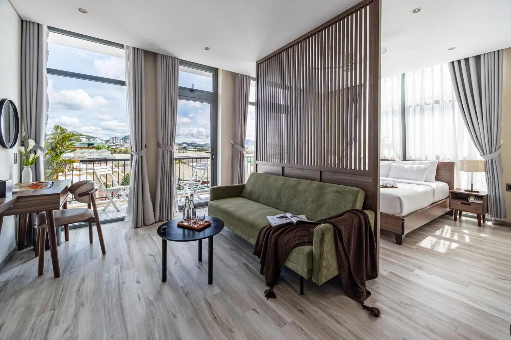 King Room with Balcony in Canary Dalat Hotel King Room with Balcony in Canary Dalat Hotel