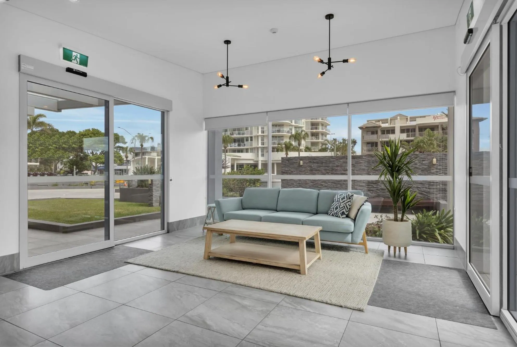 Communal lounge/ TV room in Catalina Resort