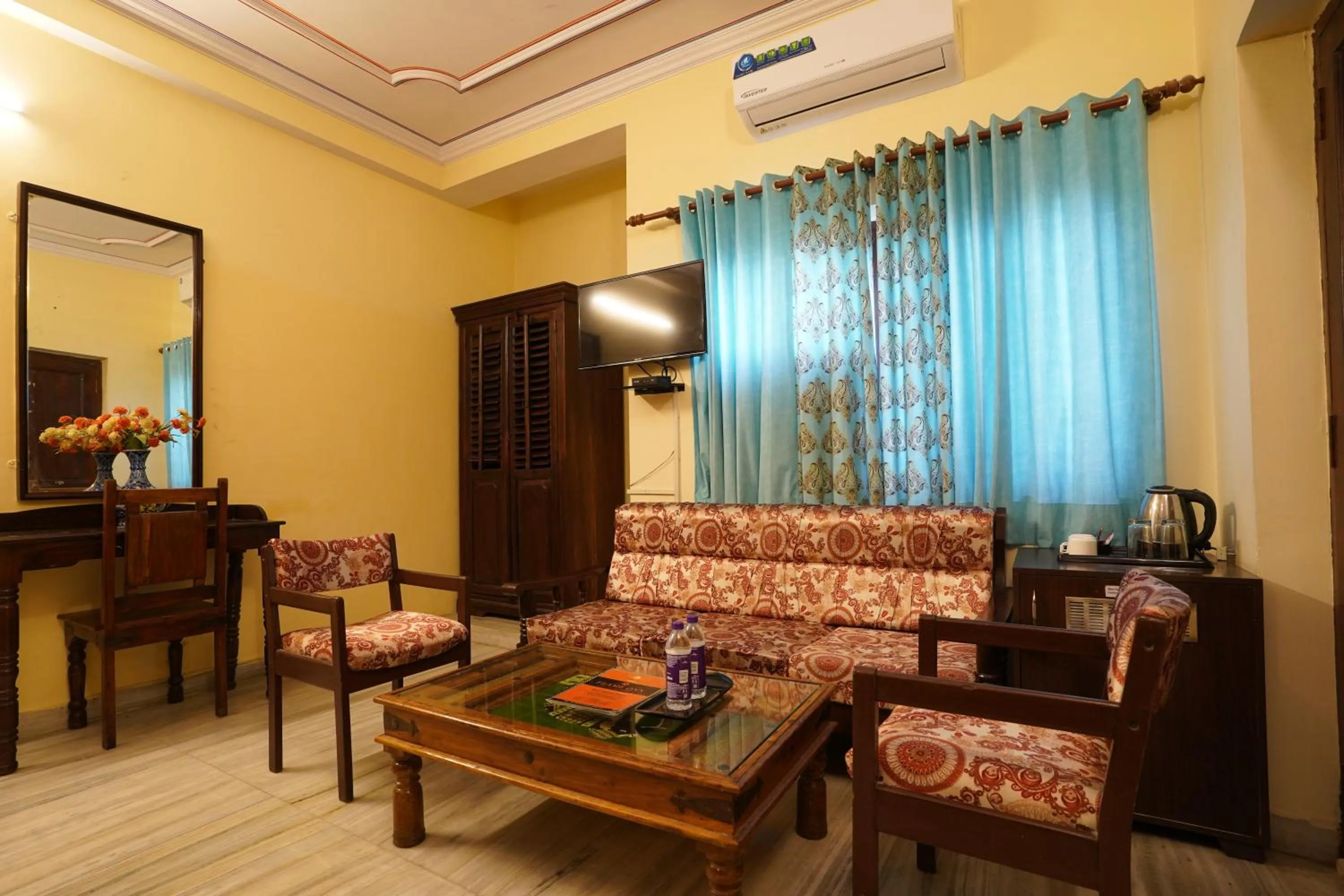 Seating area in Hotel Radoli House - A Heritage Hotel