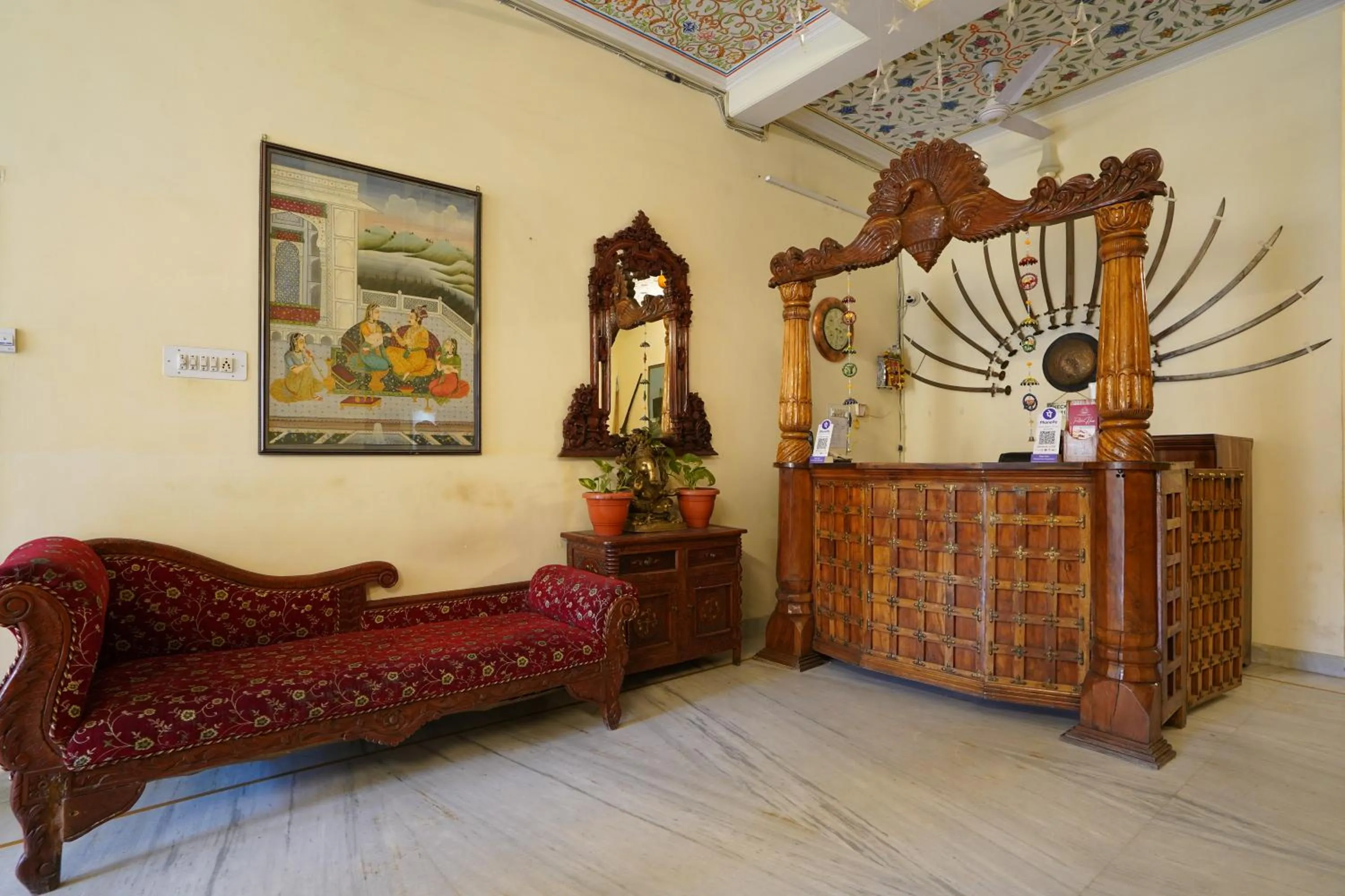 Lobby or reception in Hotel Radoli House - A Heritage Hotel