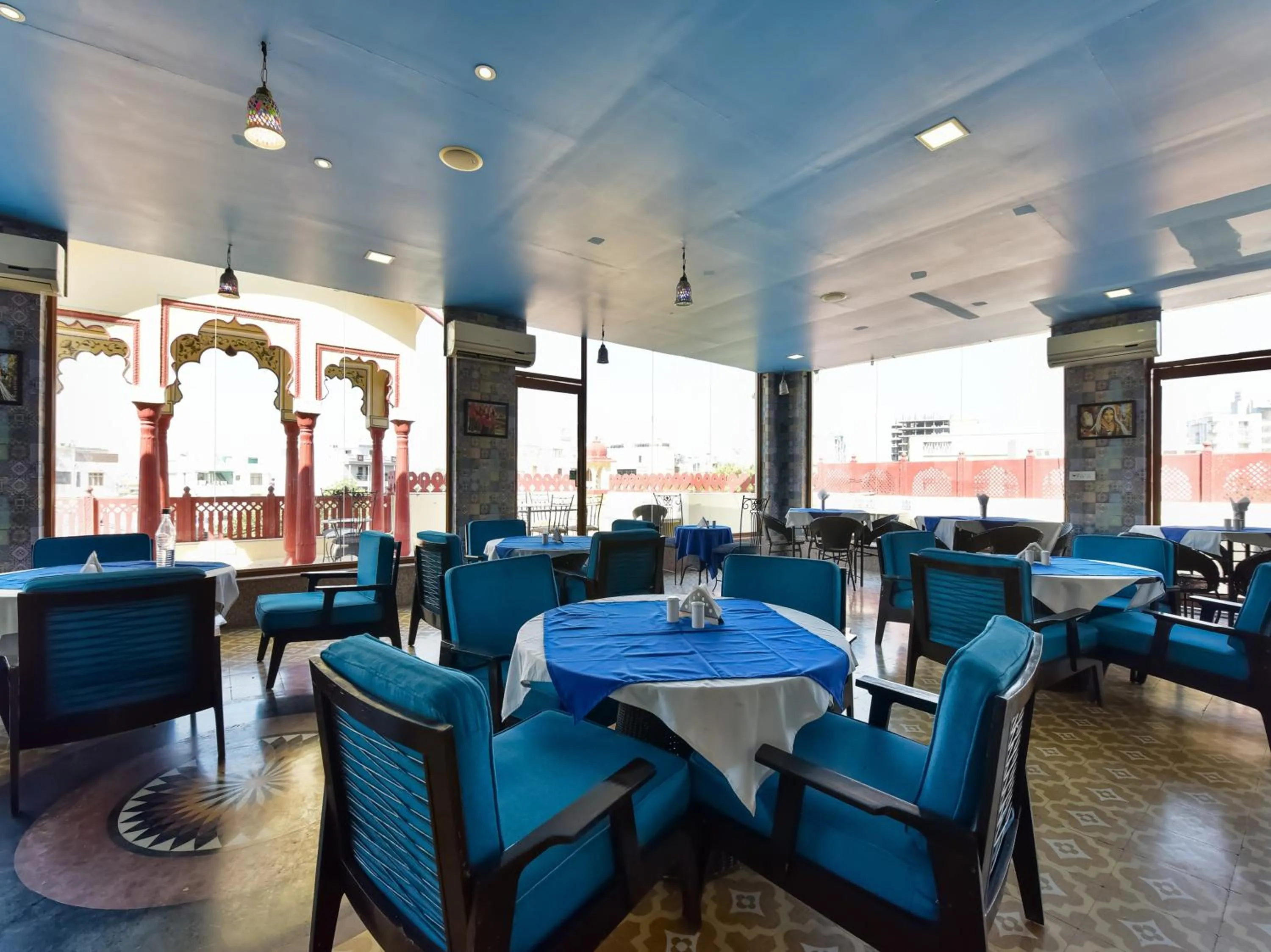 Restaurant/places to eat in Hotel Radoli House - A Heritage Hotel