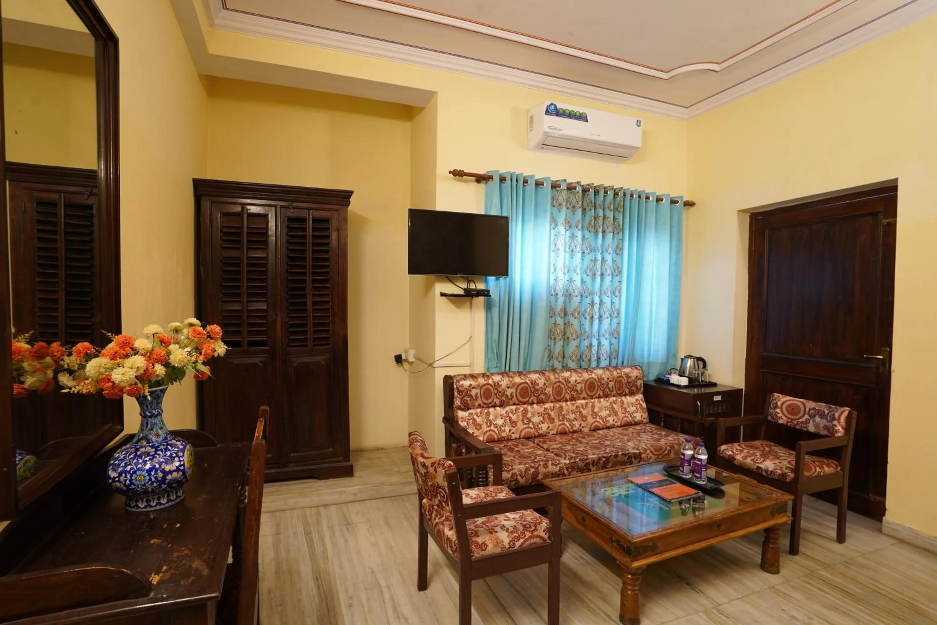 Seating area in Hotel Radoli House - A Heritage Hotel