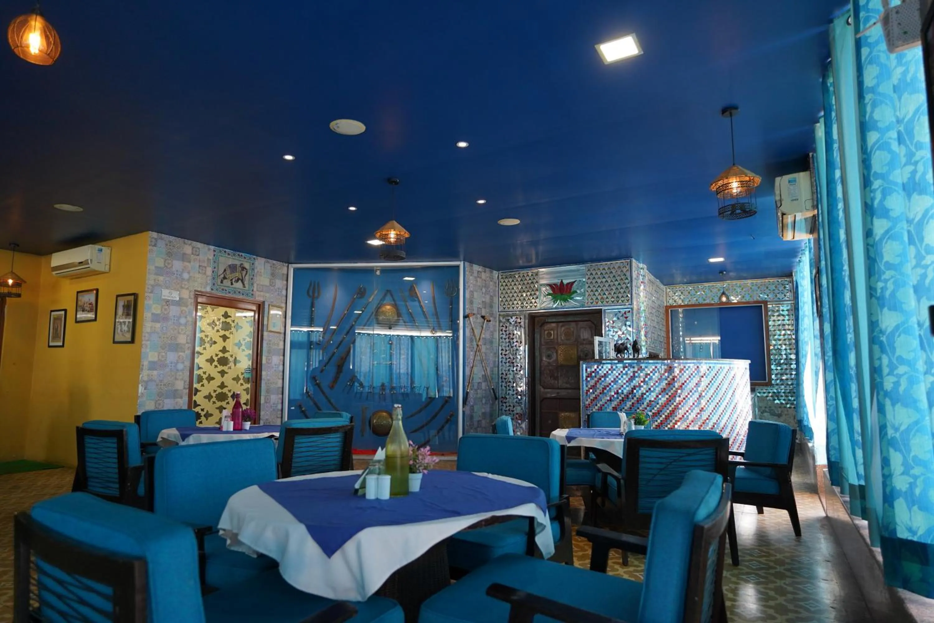 Restaurant/places to eat in Hotel Radoli House - A Heritage Hotel