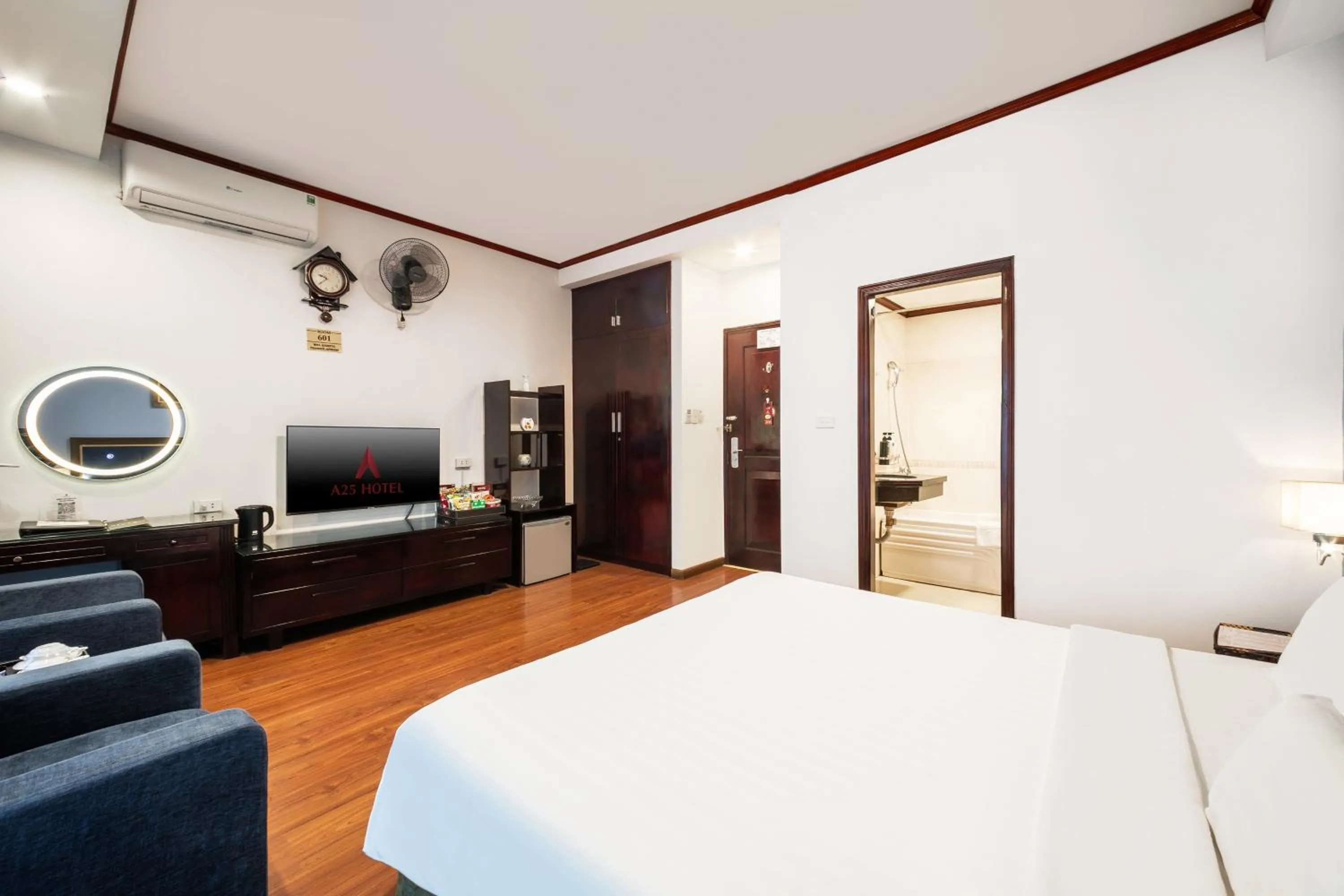 Bedroom, Bed in A25 Hotel - 61 Lương Ngọc Quyến
