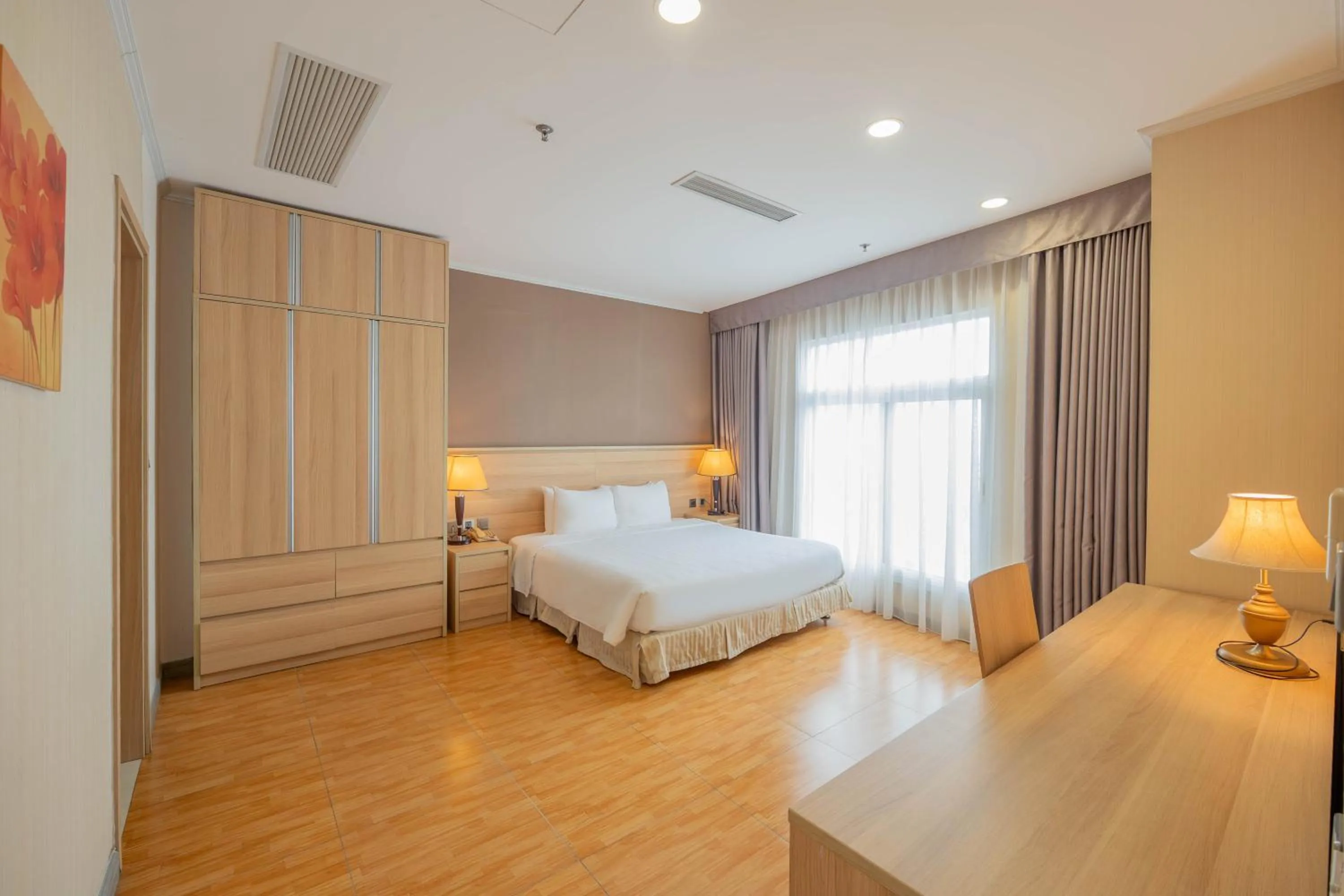 Bedroom, Bed in Super Candle Hotel