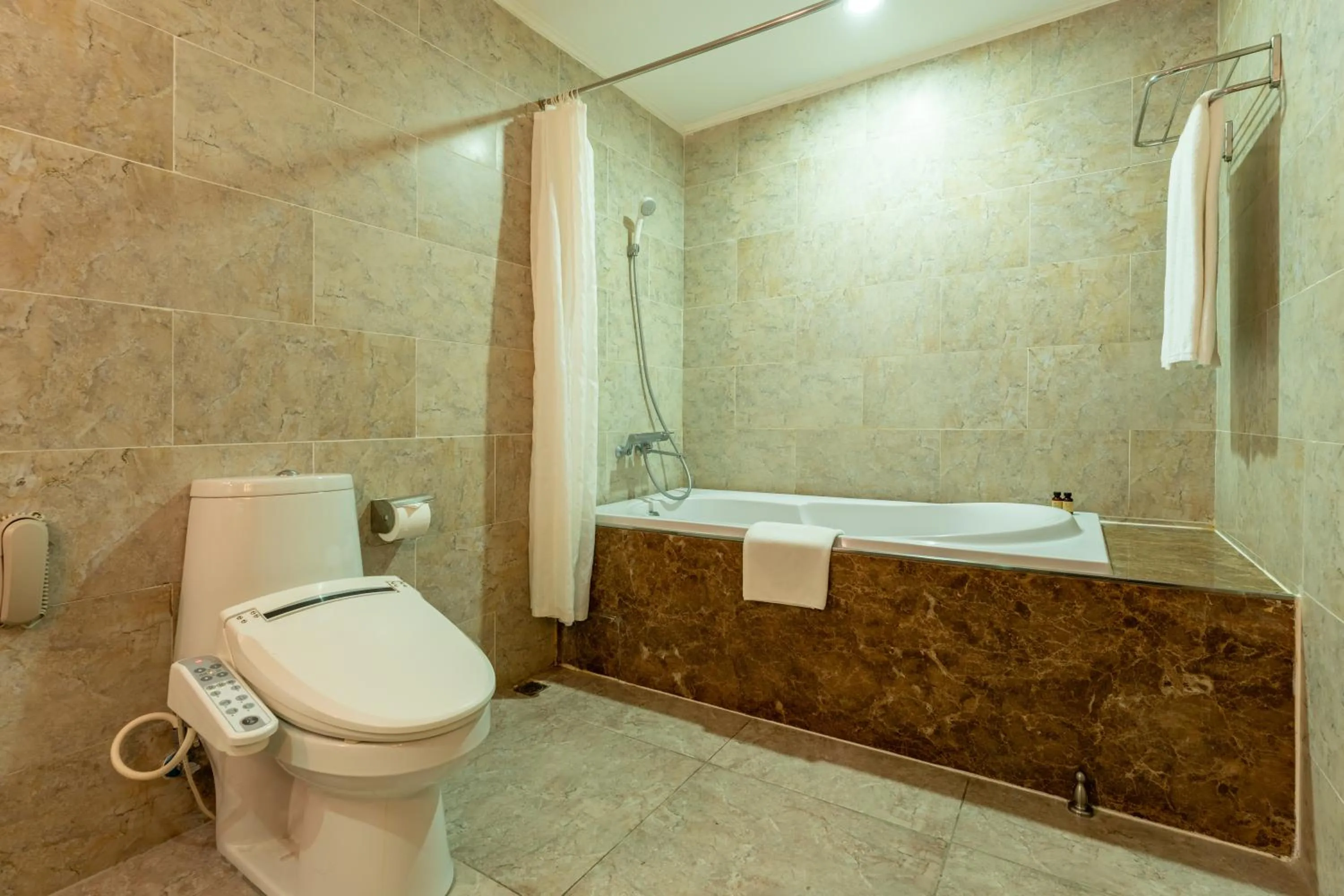 Bathroom in Super Candle Hotel