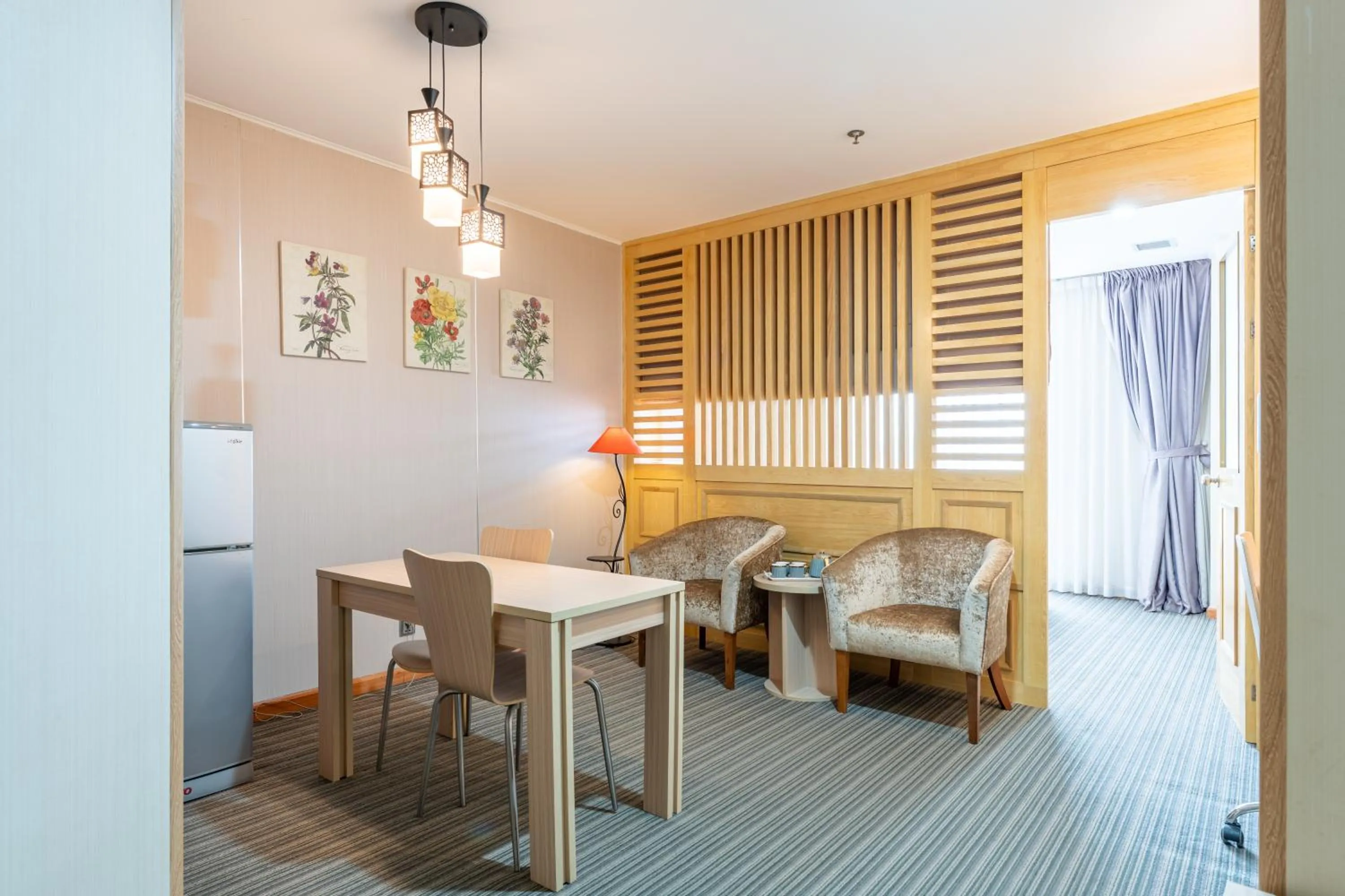 Living room in Super Candle Hotel