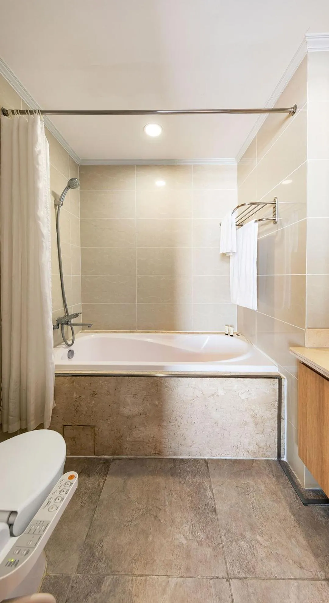 Bathroom in Super Candle Hotel