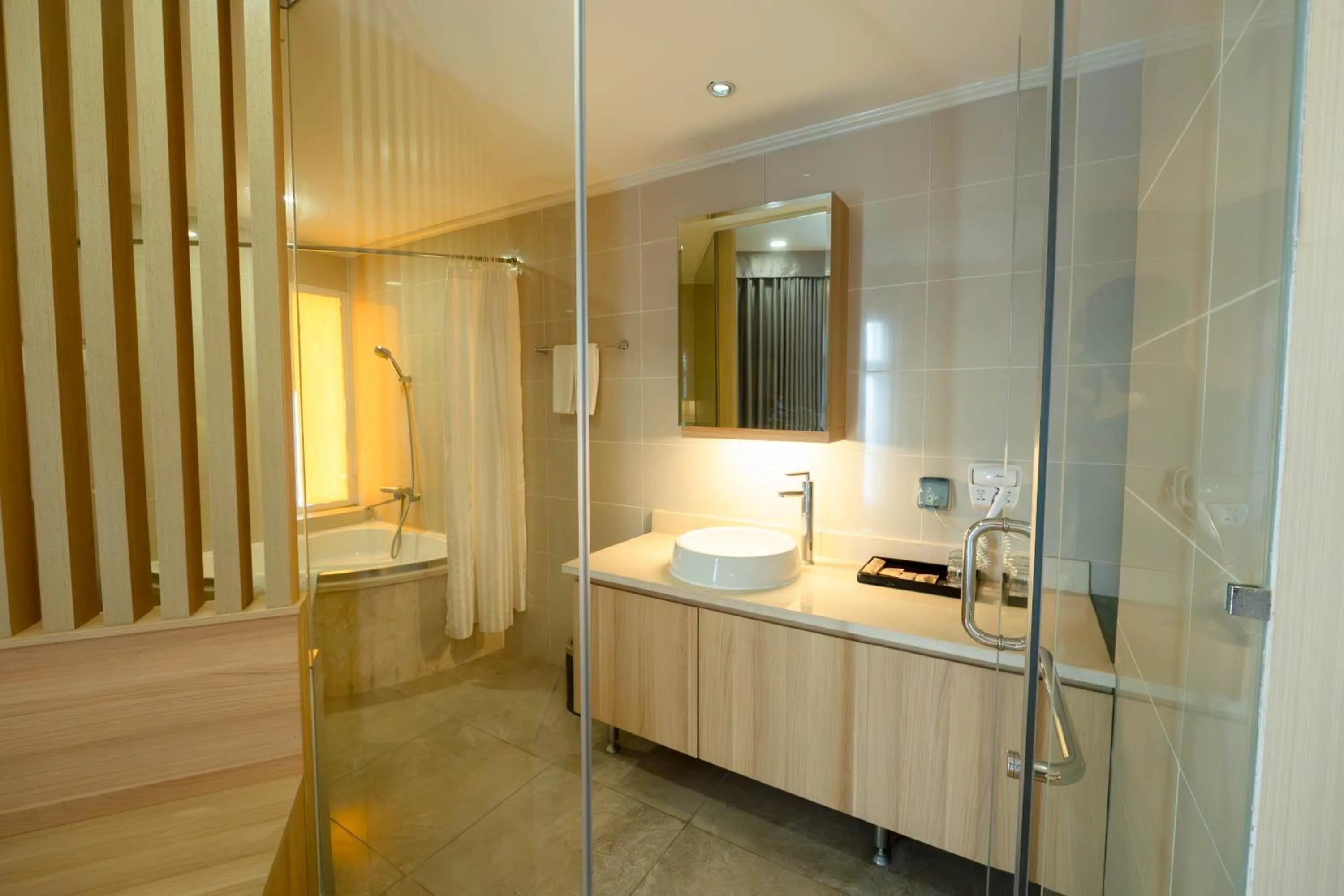 Bathroom in Super Candle Hotel