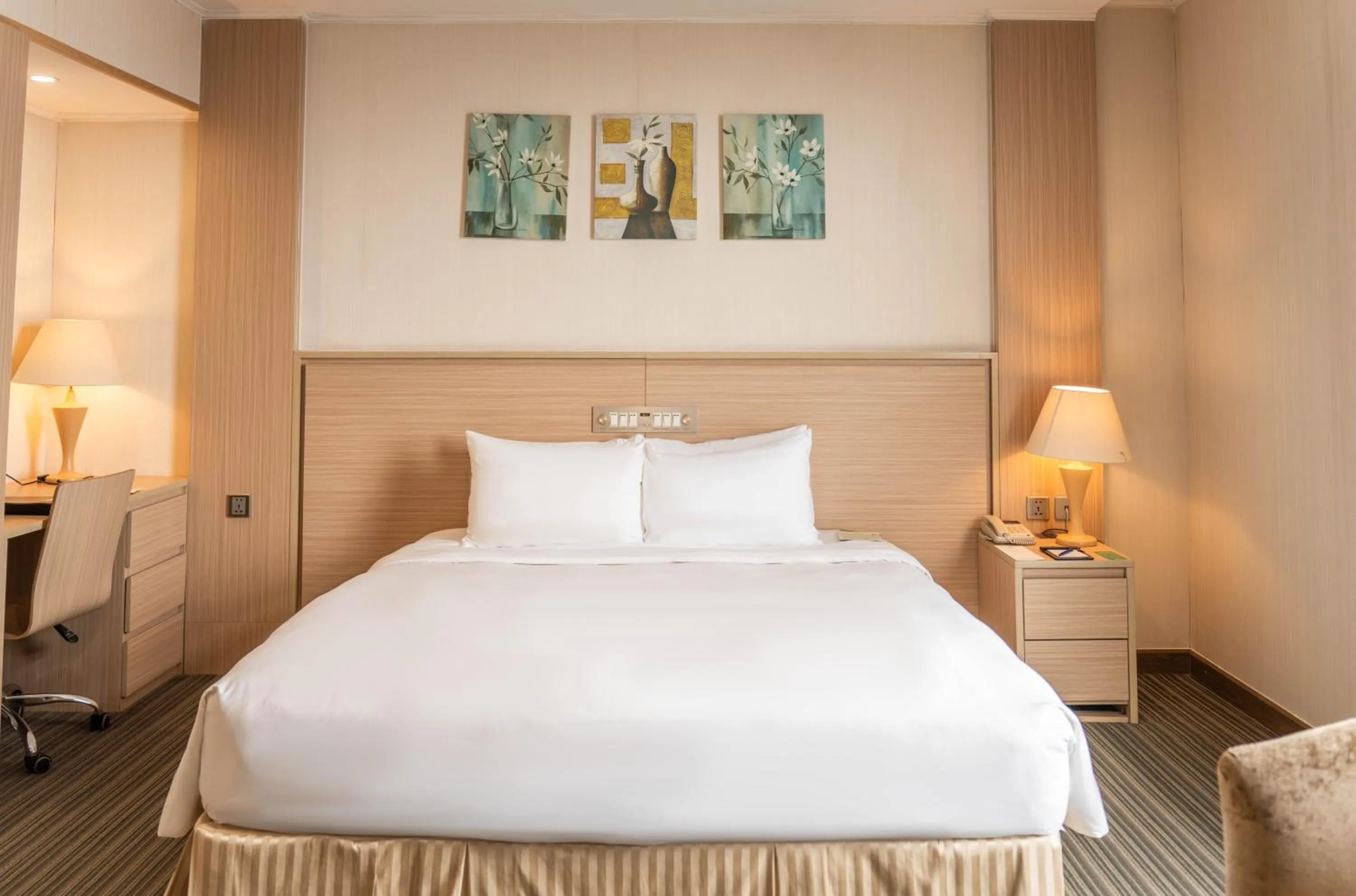 Bed in Super Candle Hotel