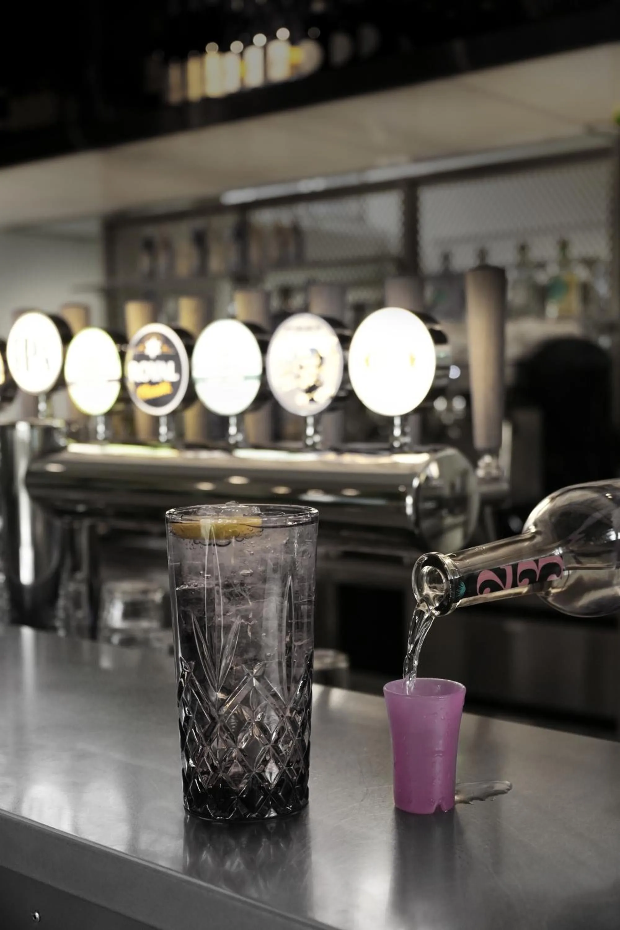 Lounge or bar in BOOK1 by Brøchner Hotels