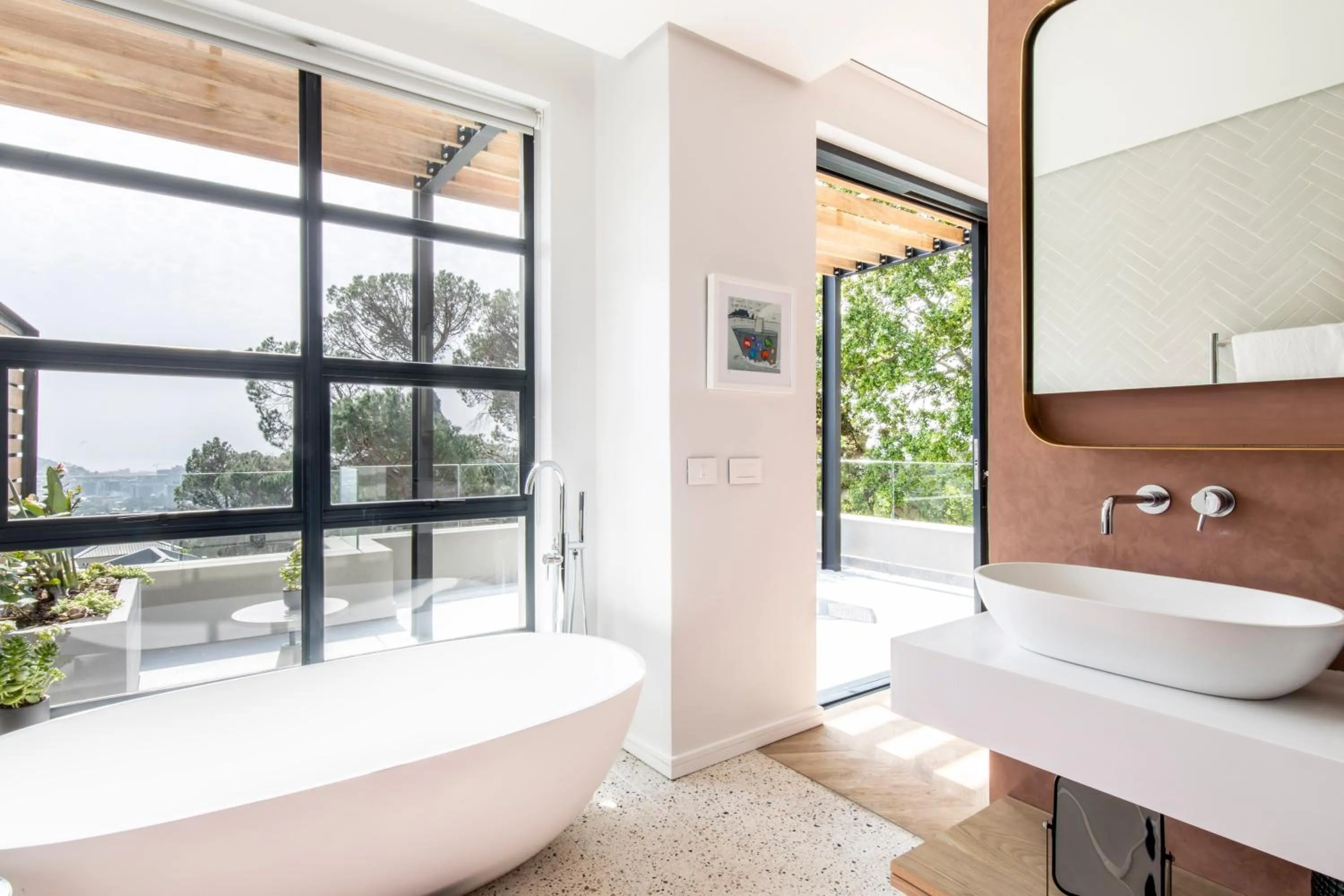 Bathroom in Camissa House