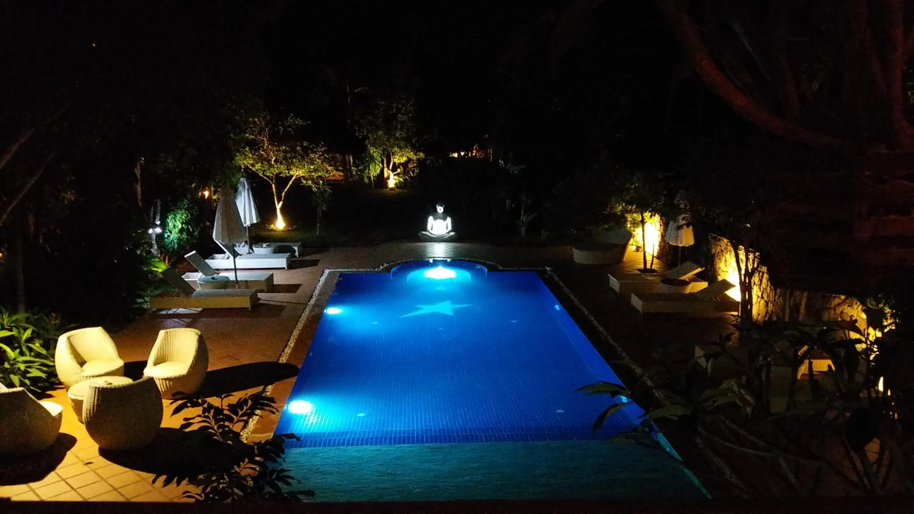 Night in TARA LODGE Haven of peace