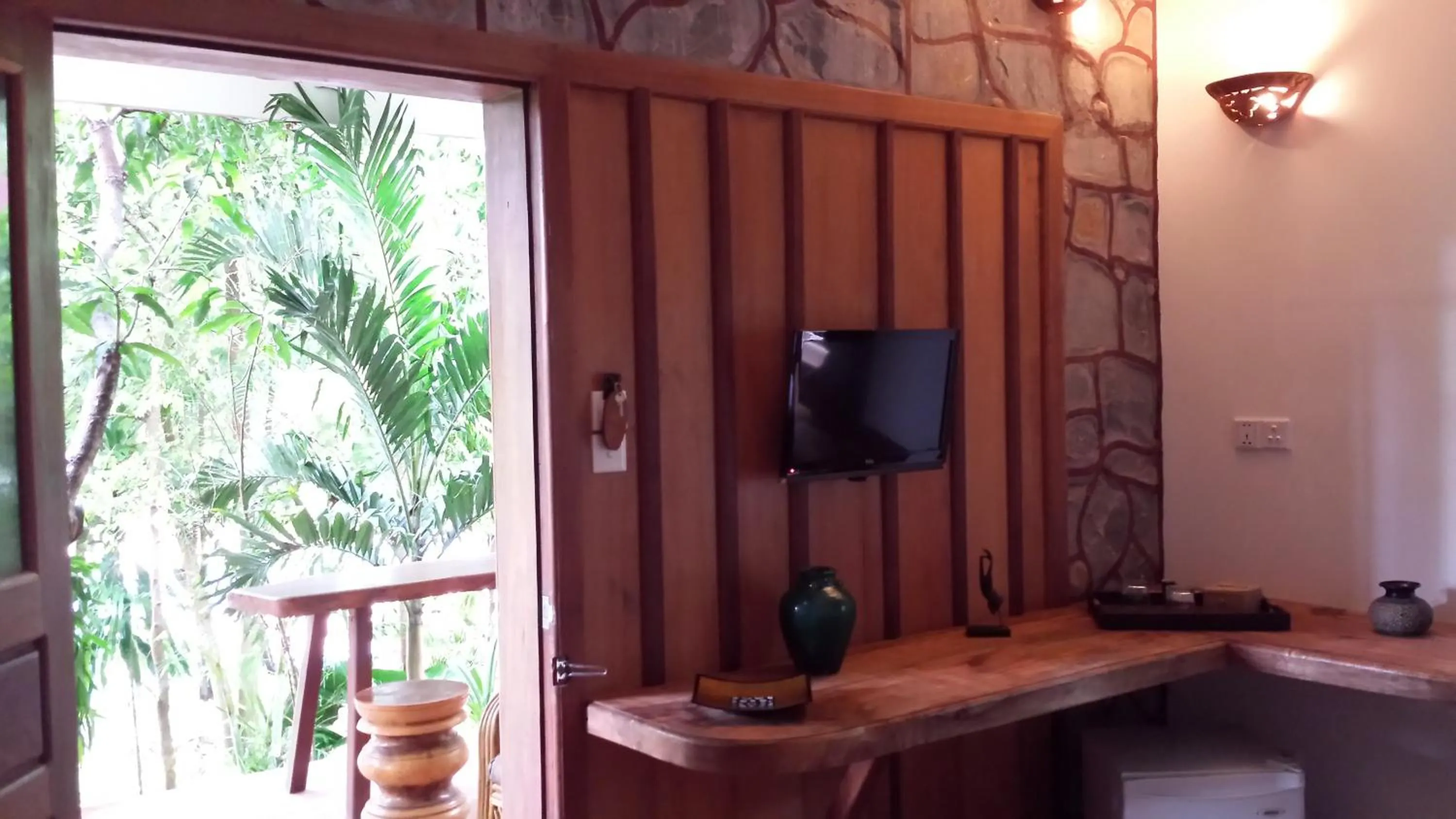 TV and multimedia in TARA LODGE Haven of peace