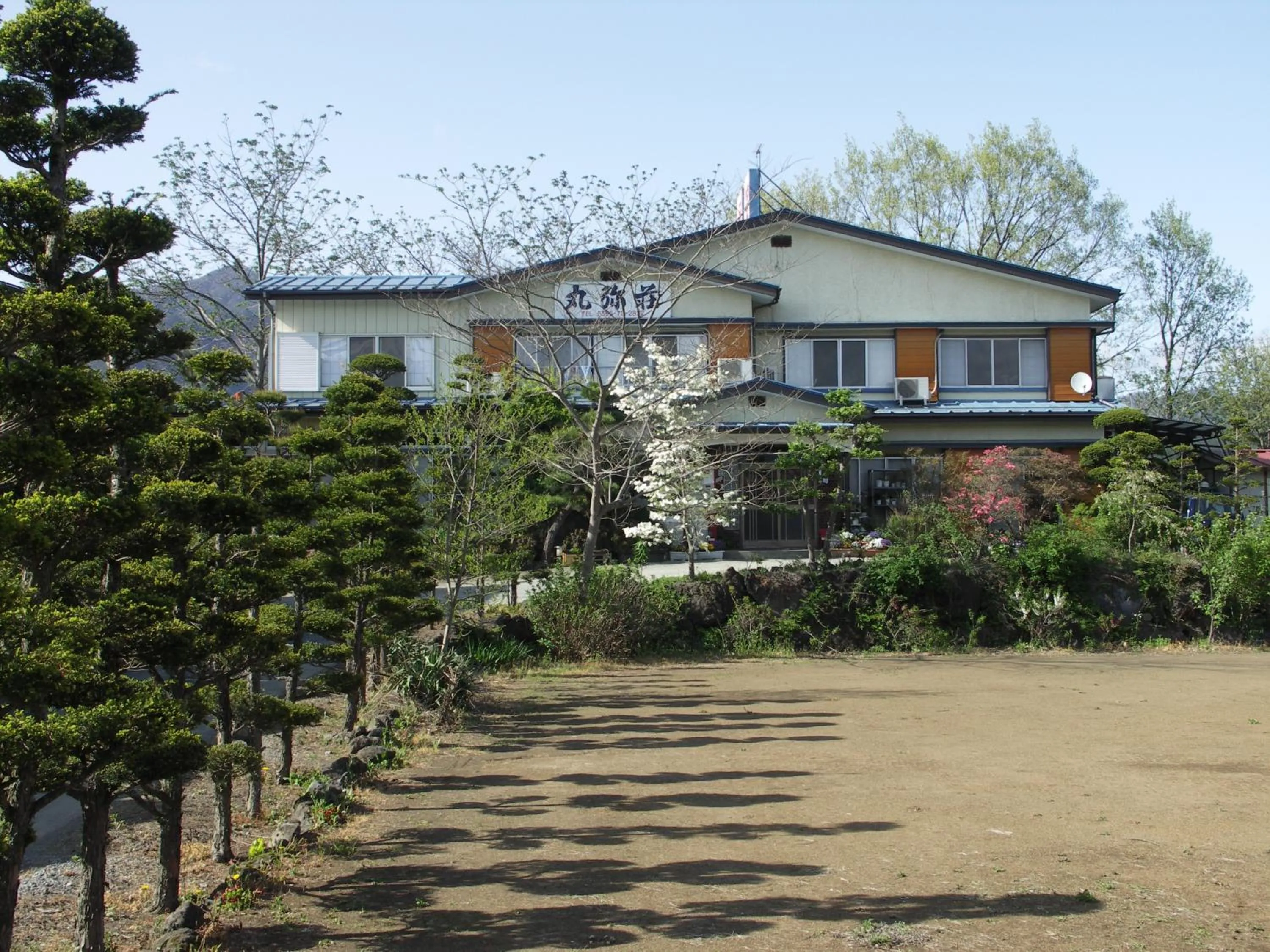 Facade/entrance in Maruyaso