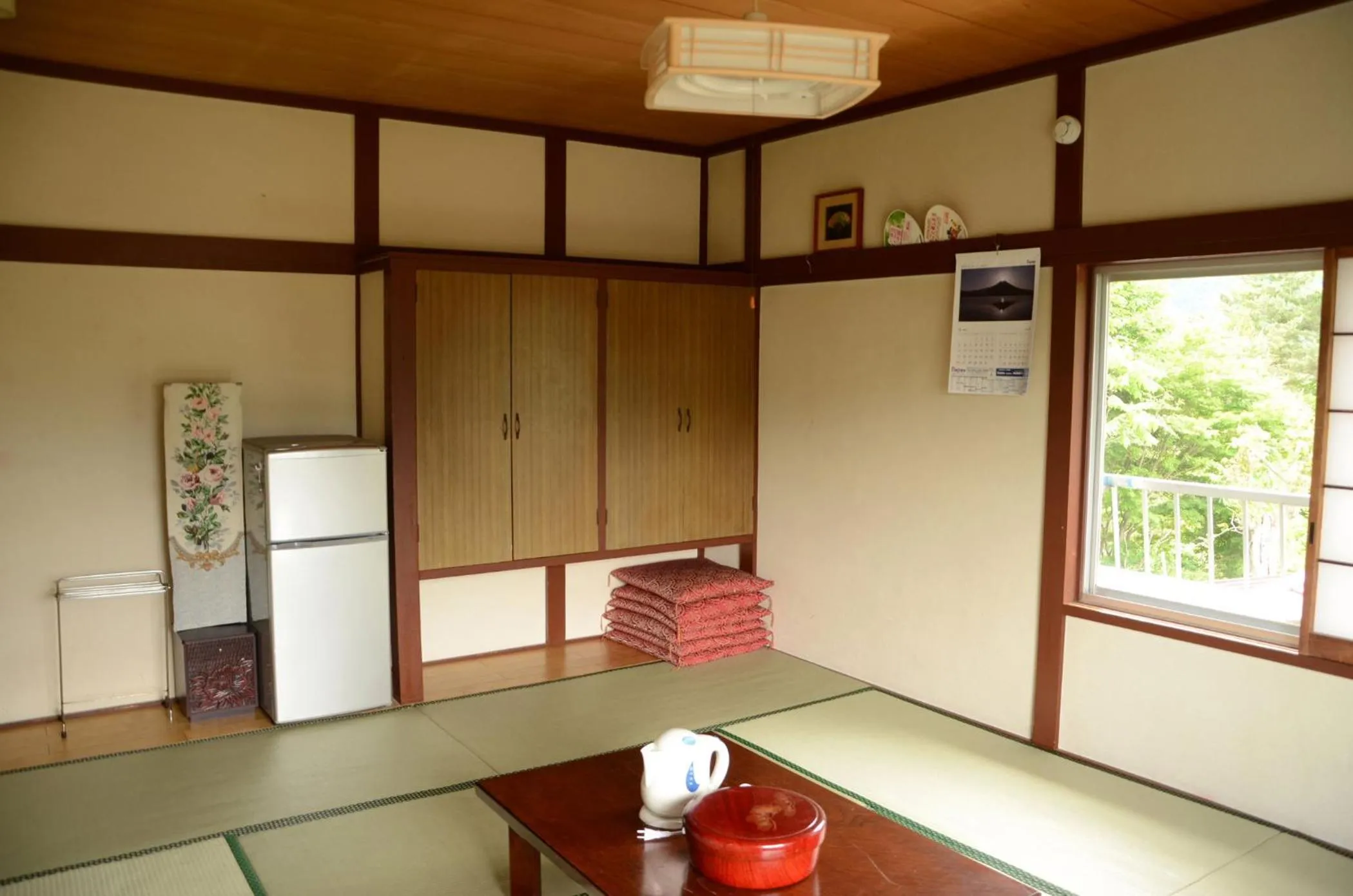 Photo of the whole room in Maruyaso