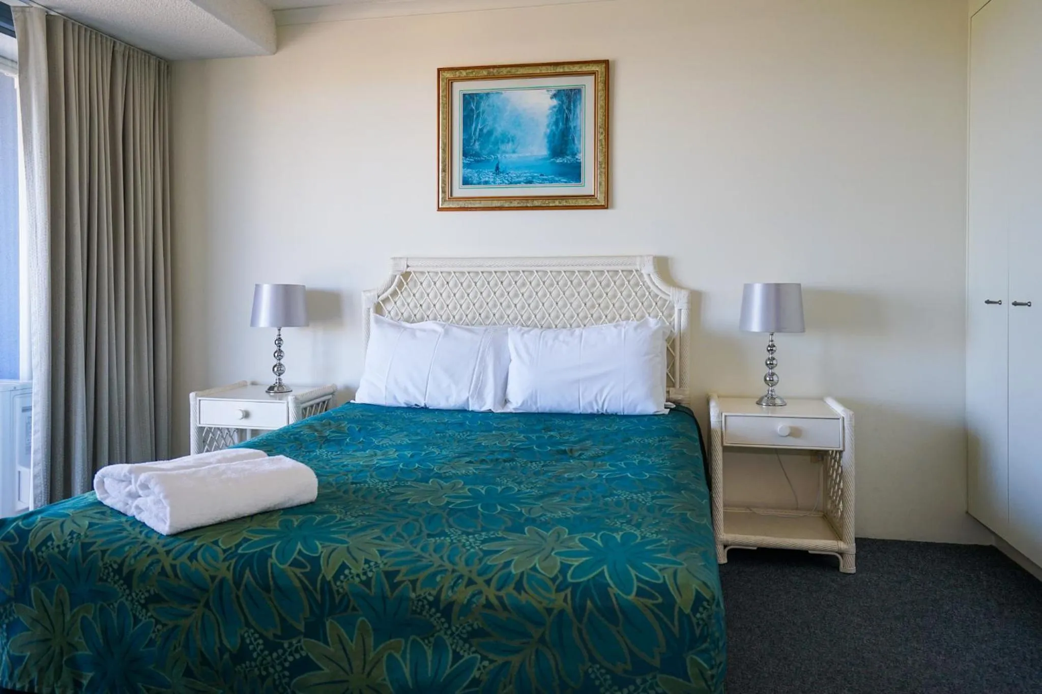 Bed in Centrepoint Apartments Caloundra