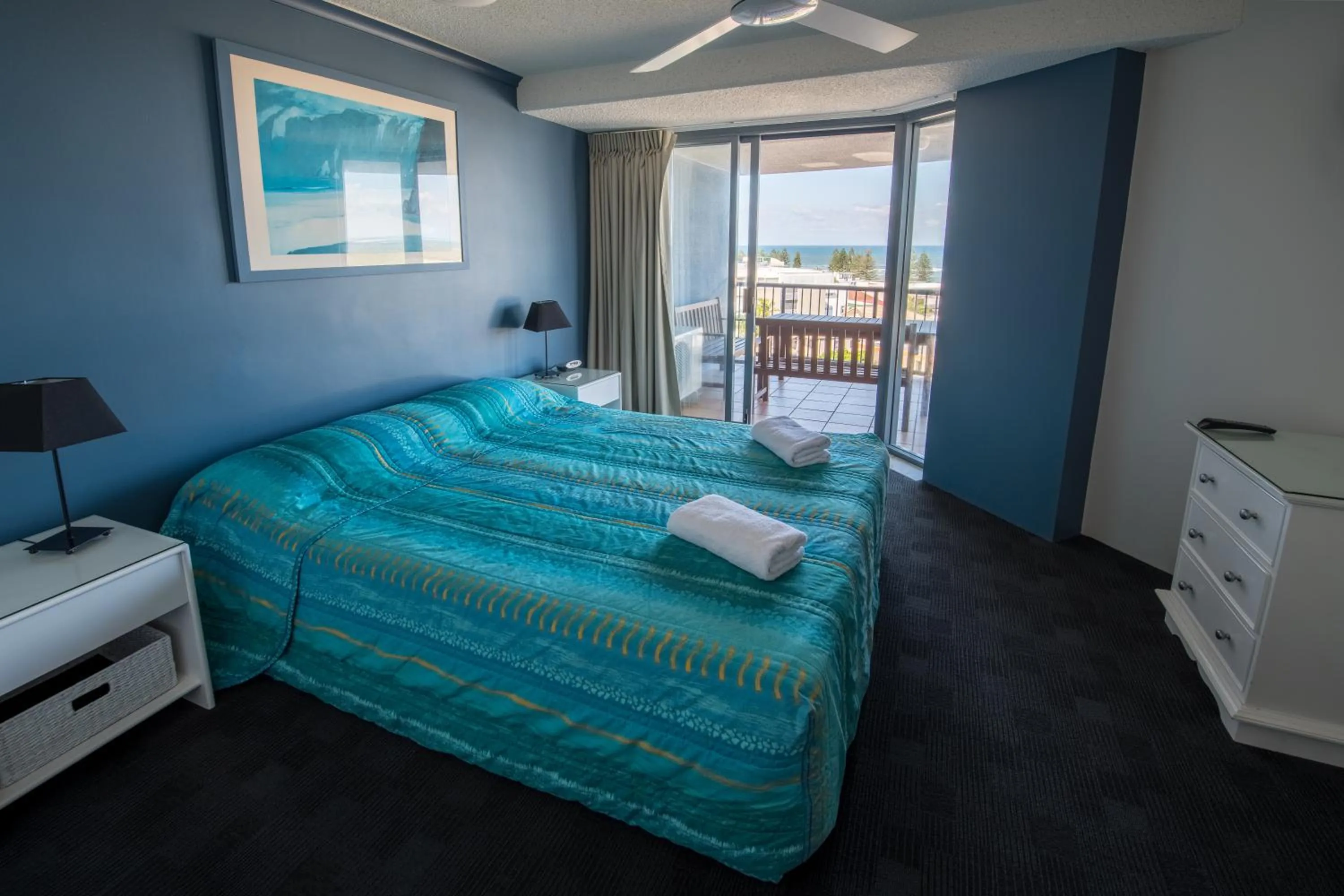 Bed in Centrepoint Apartments Caloundra