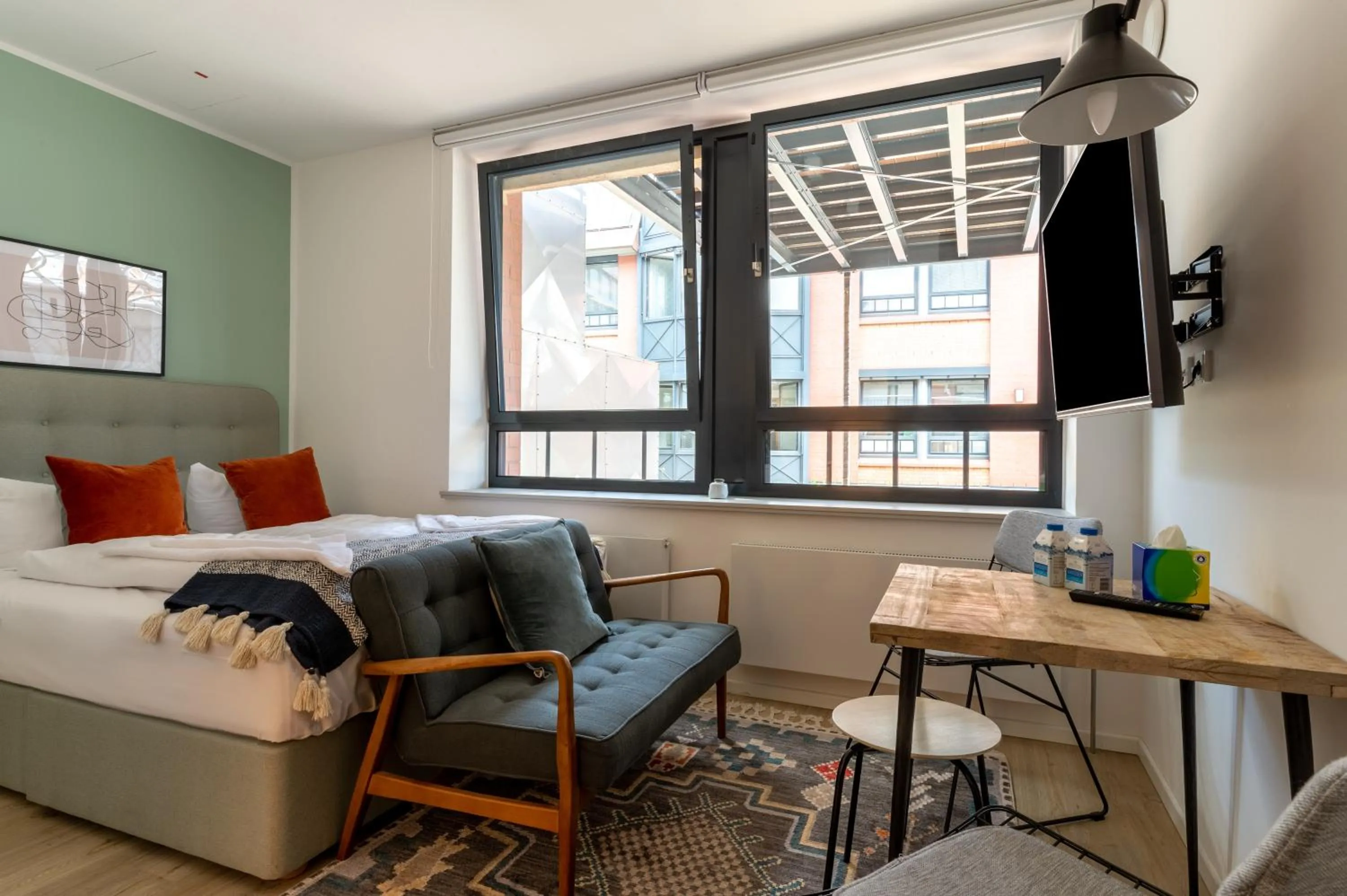 Bed in Limehome Flensburg Holm