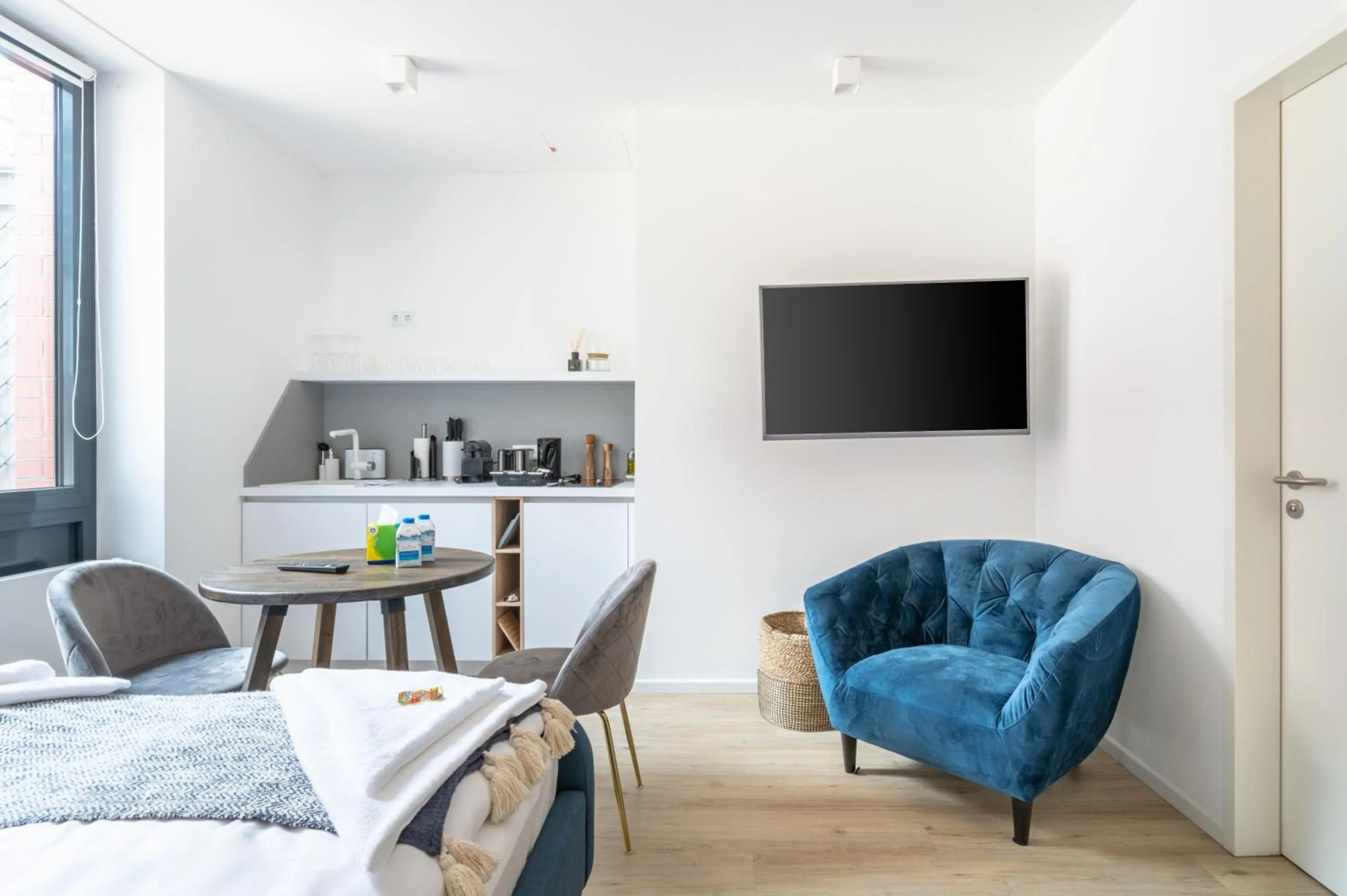 TV and multimedia, Bed in Limehome Flensburg Holm