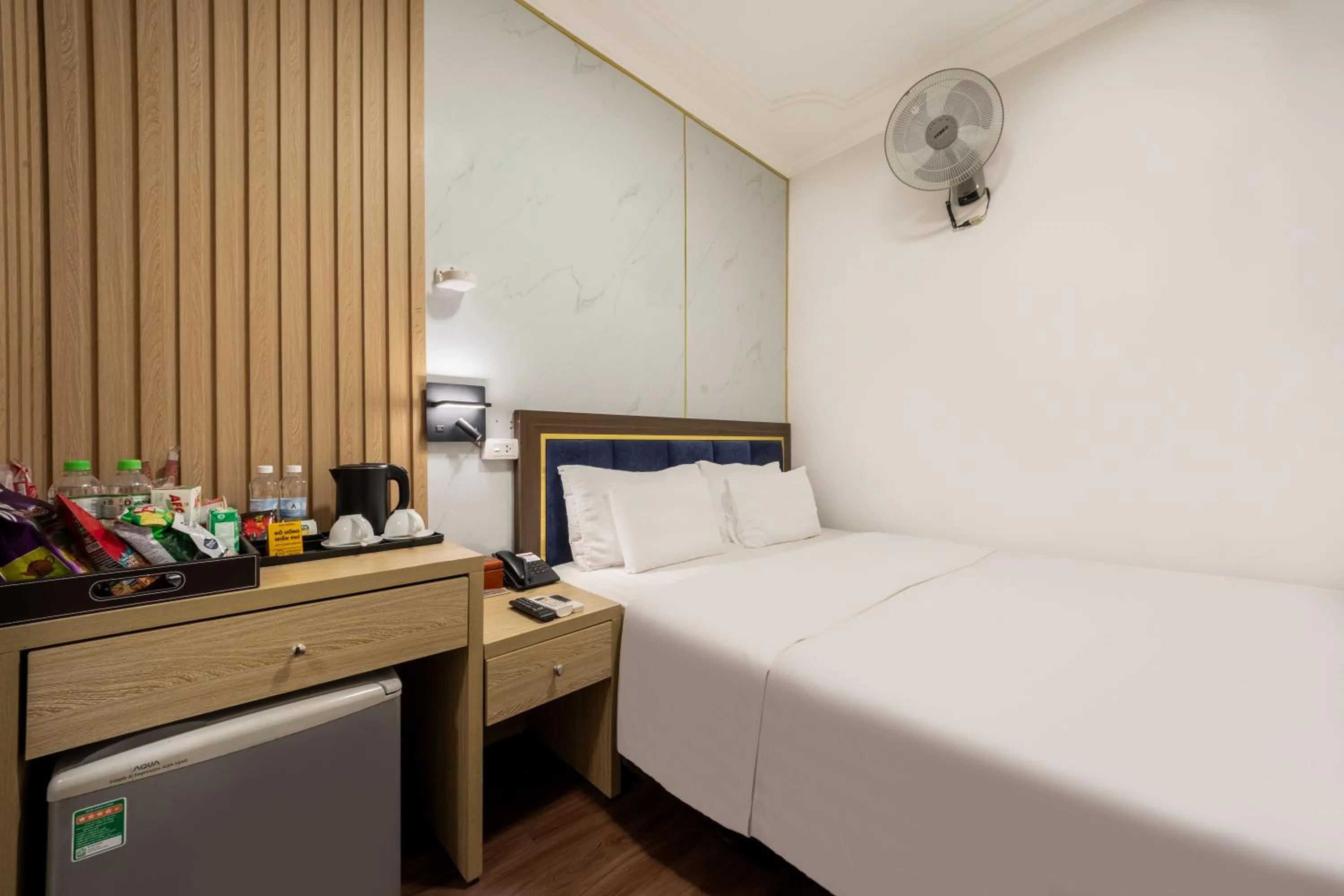 Bed in A25 Hotel - 53 Tuệ Tĩnh