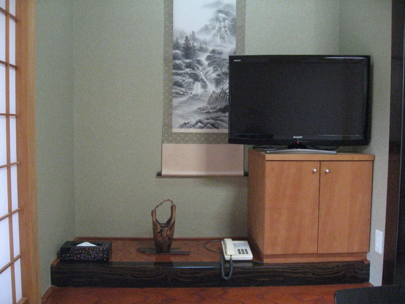 TV and multimedia in Hotel Kinu