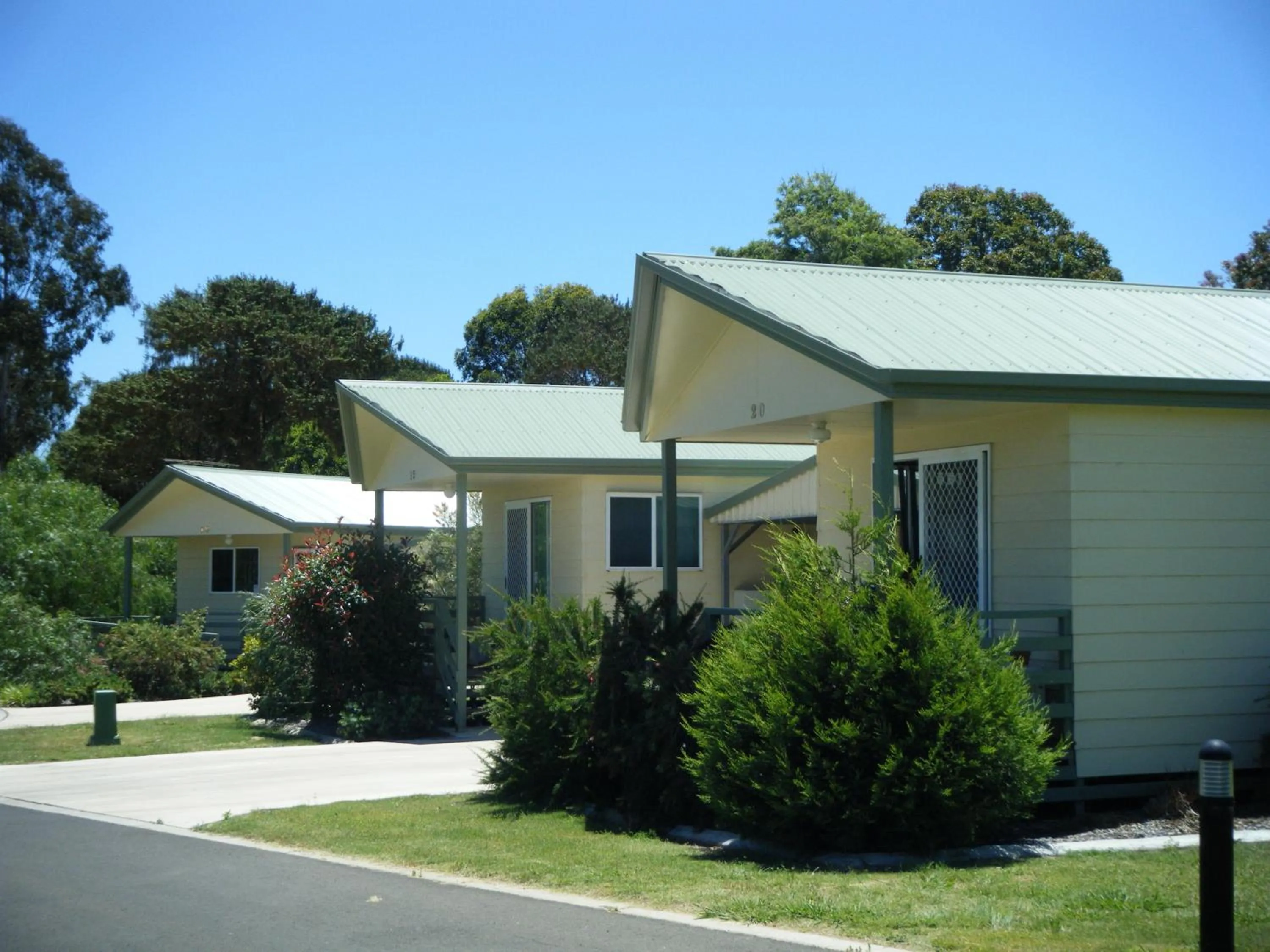 Facade/entrance in PepperTree Cabins, Kingaroy