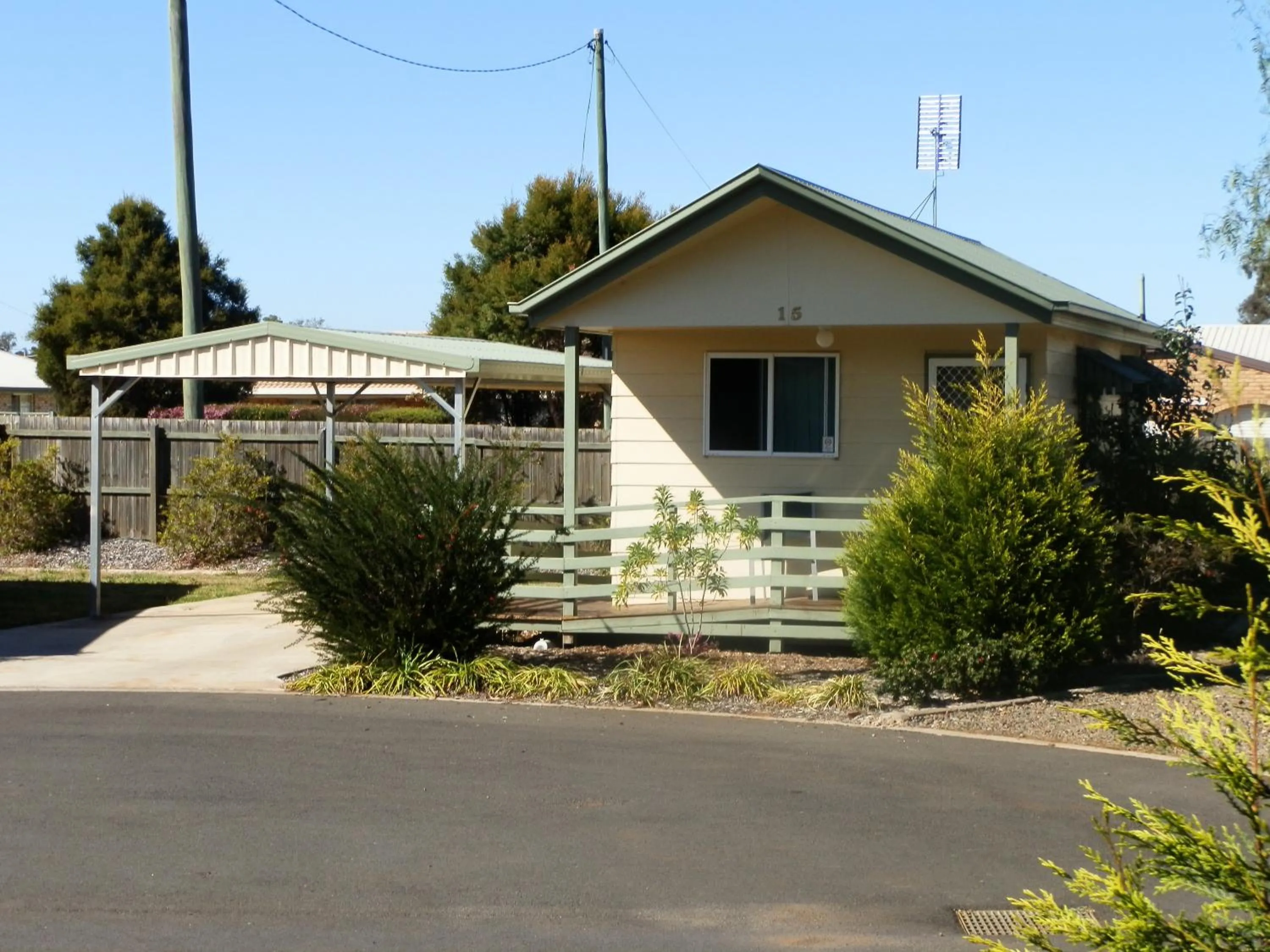 Area and facilities in PepperTree Cabins, Kingaroy