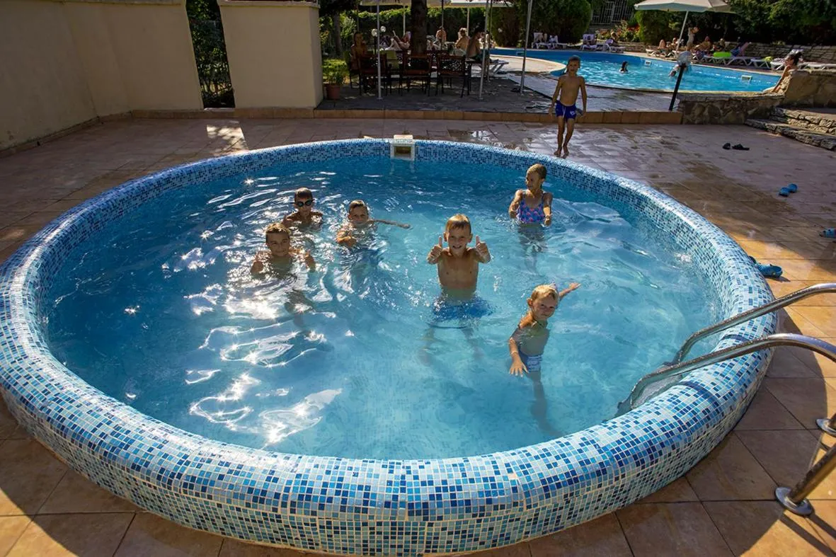 Swimming pool in Hotel Naslada