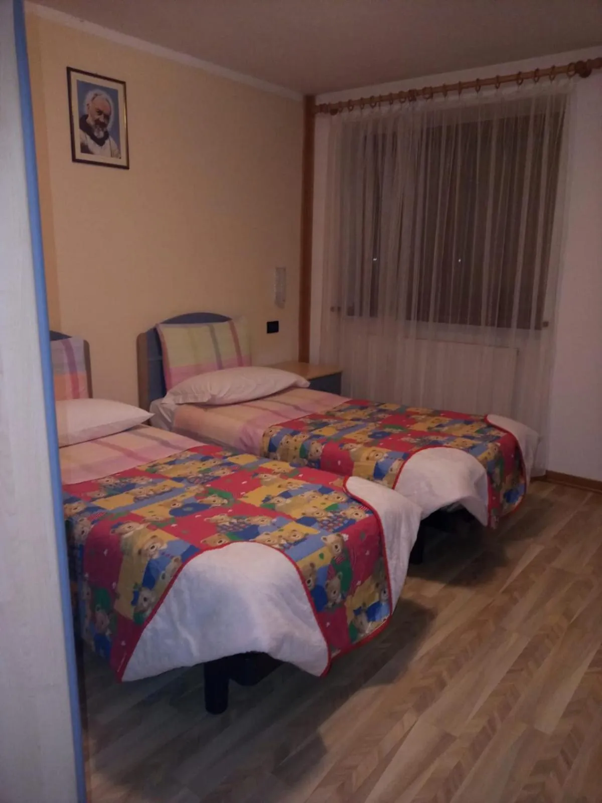 Bed in Hotel Genzianella