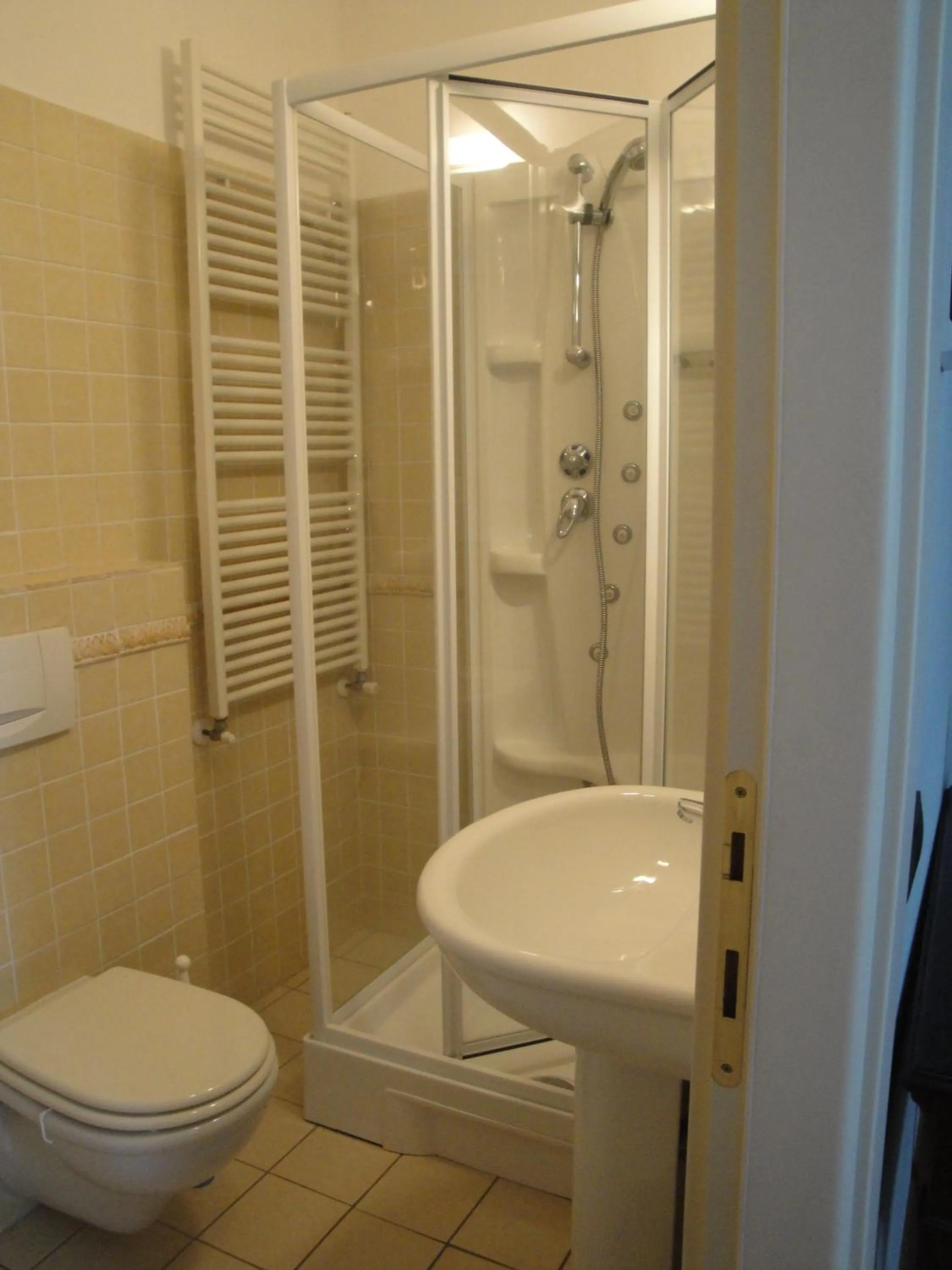 Bathroom in Locanda del Brinsc